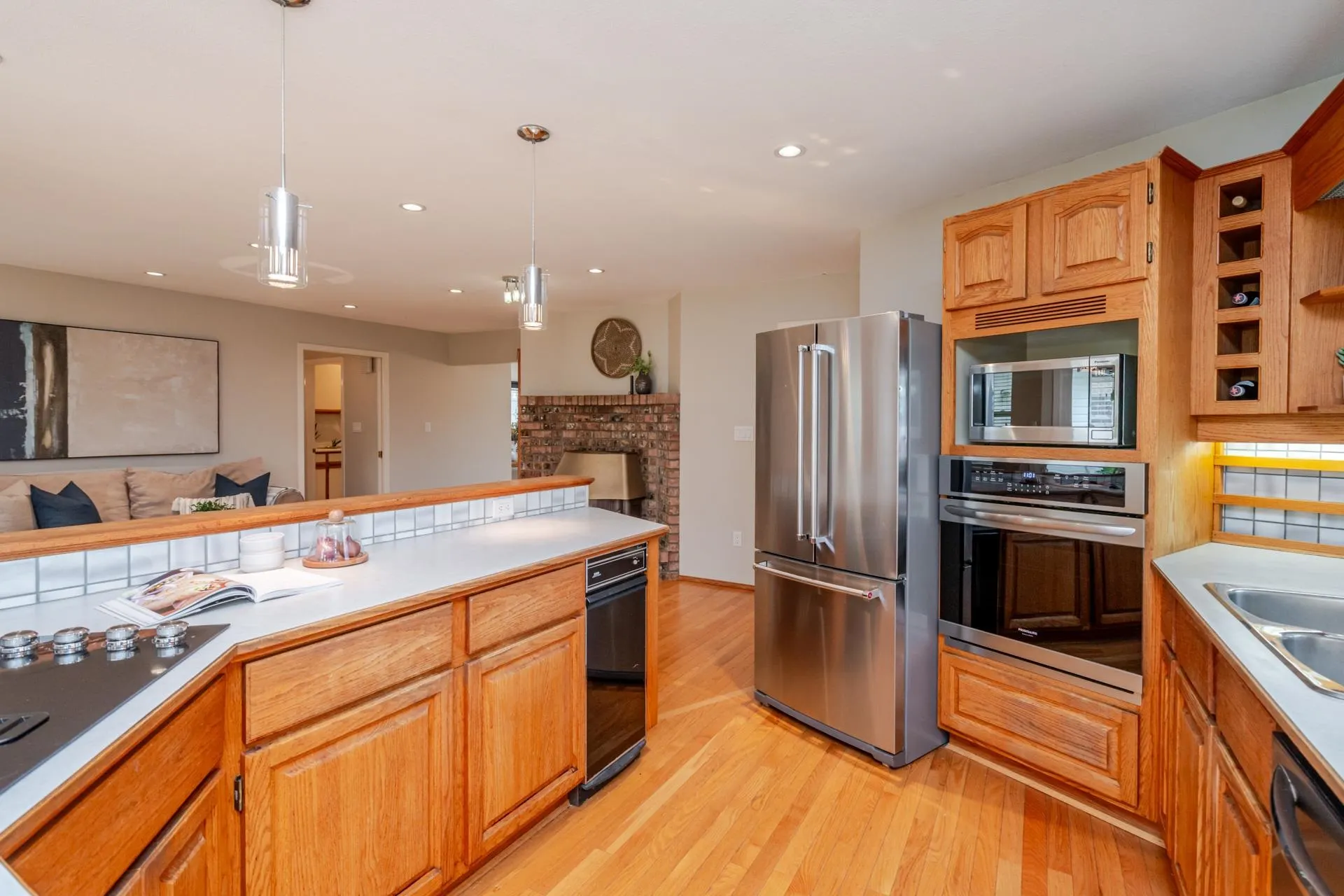 2203 Sorrento Drive