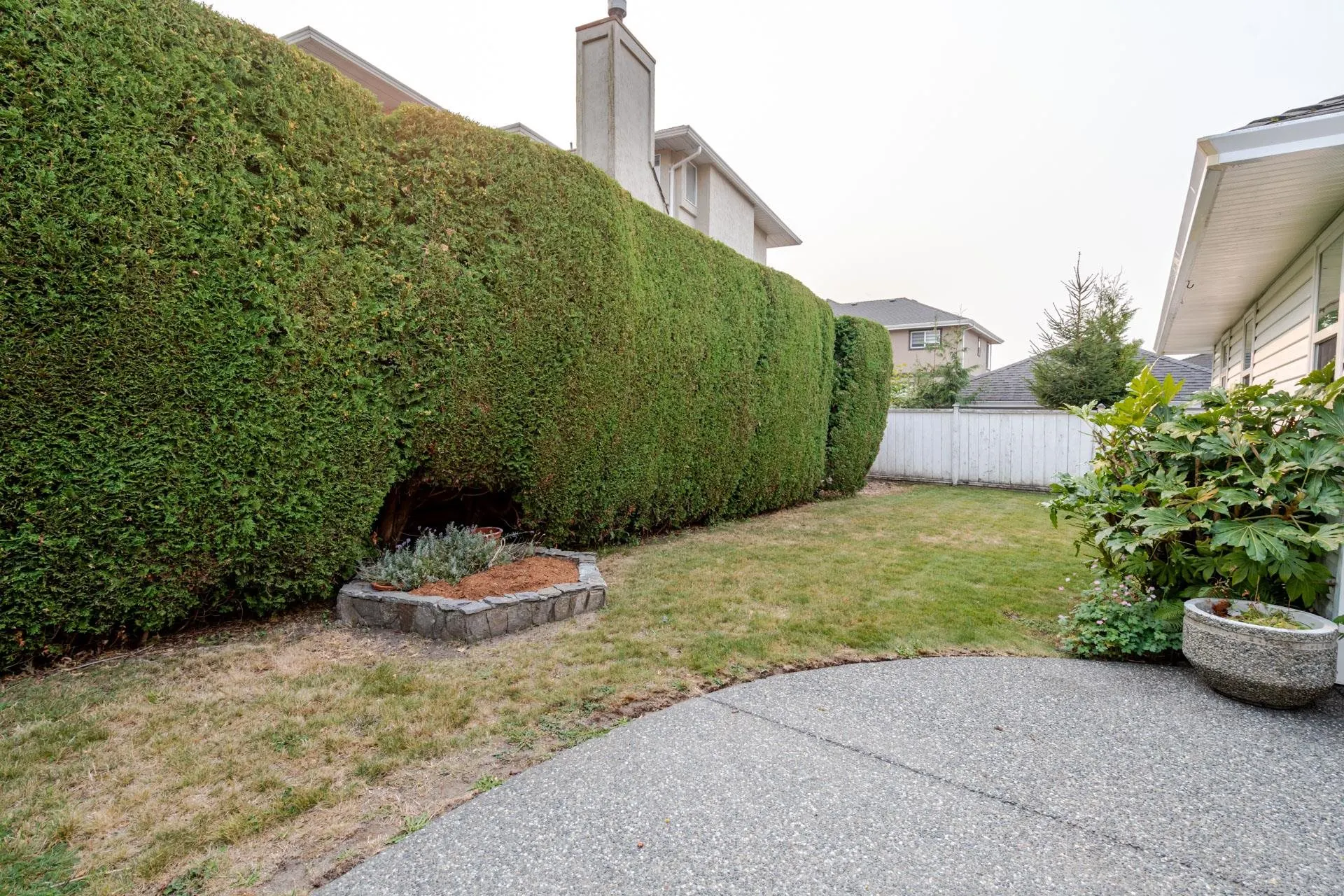2203 Sorrento Drive