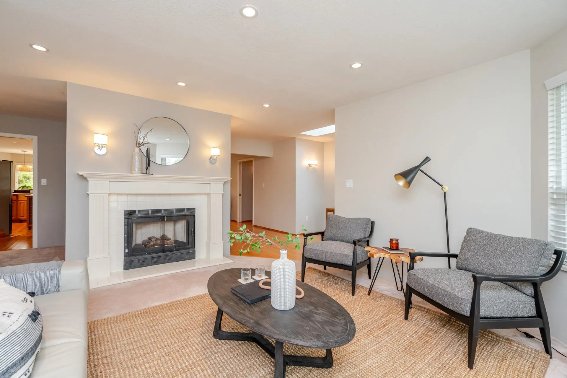 2203 Sorrento Drive