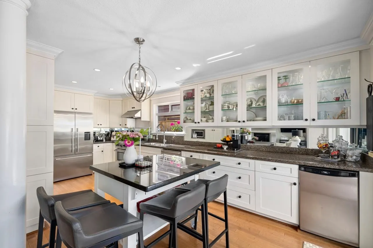 849 Riverside Drive