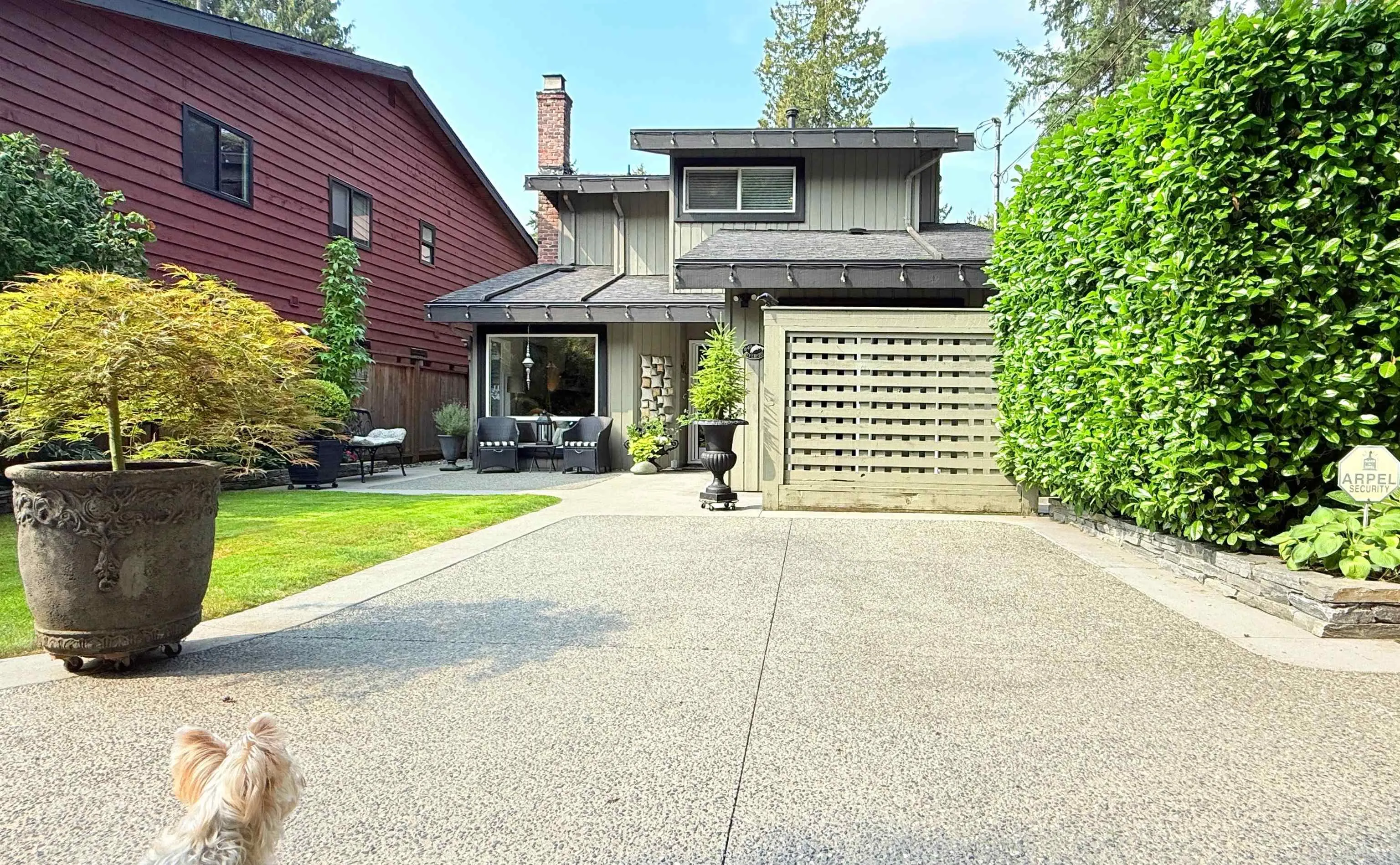 849 Riverside Drive