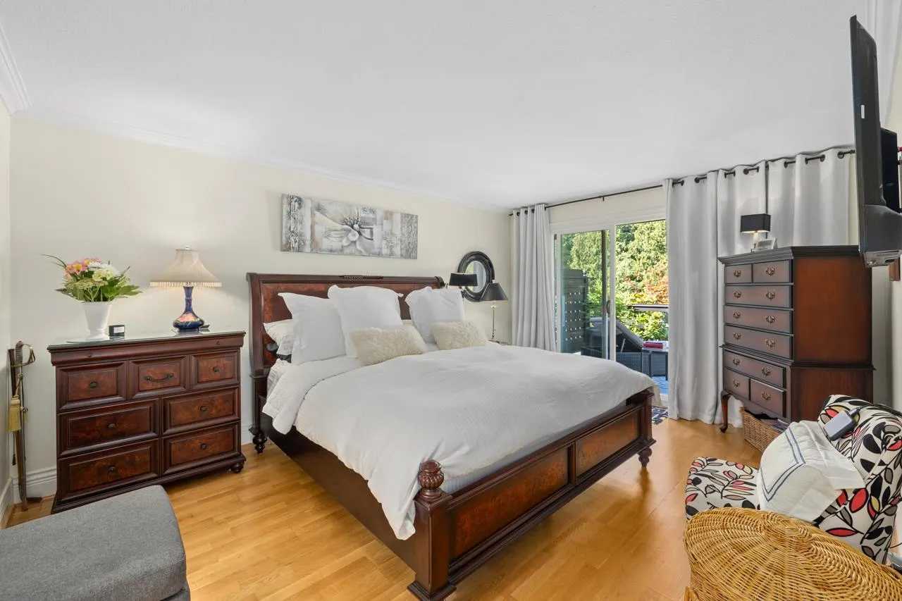 849 Riverside Drive