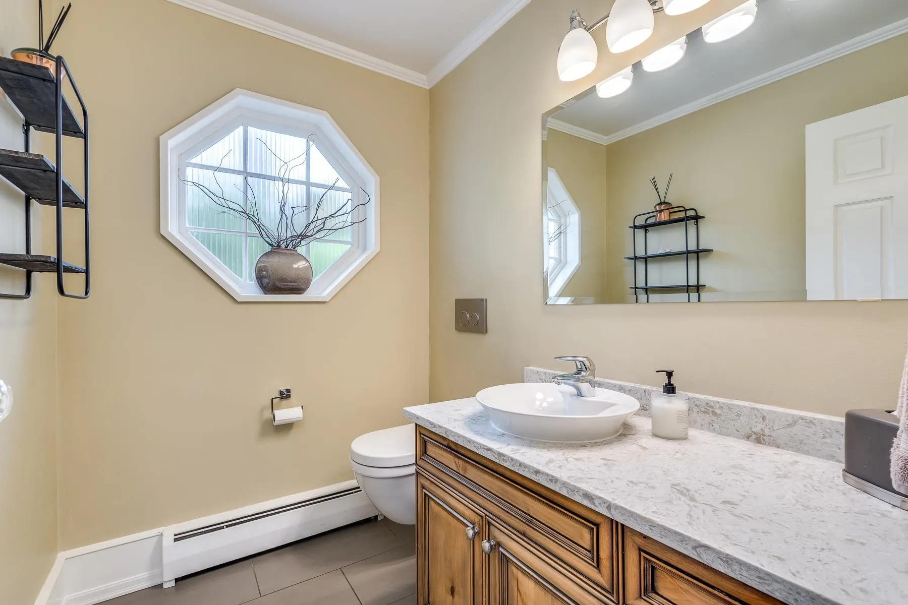554 Newcroft Place