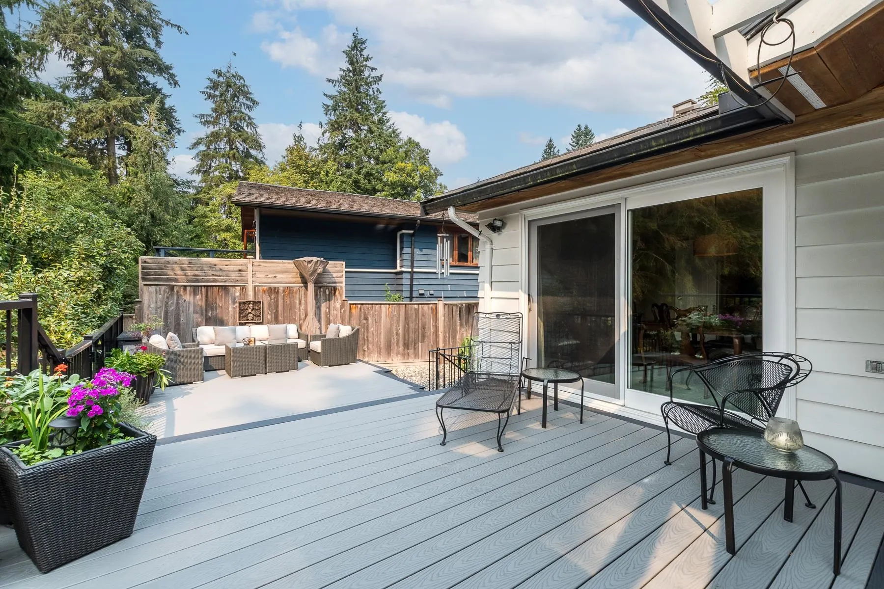 554 Newcroft Place