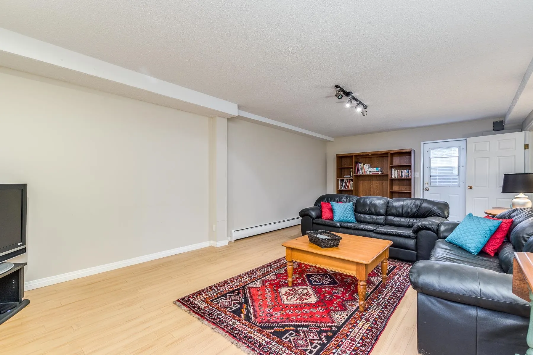 554 Newcroft Place