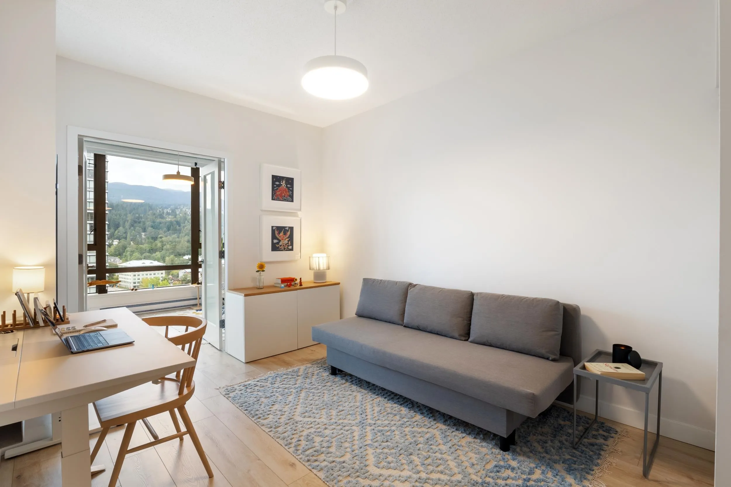 1607 400 Capilano Road