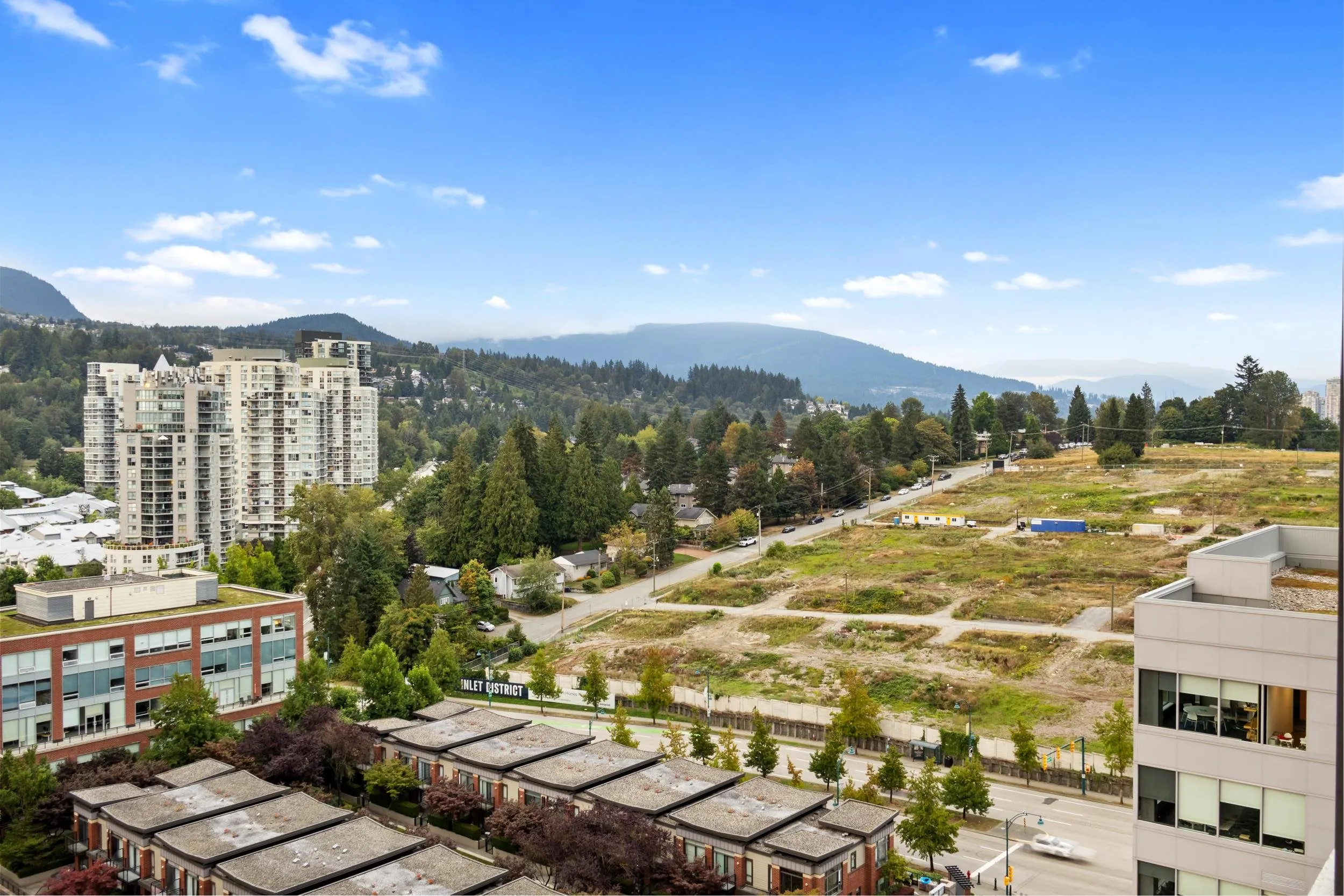 1607 400 Capilano Road