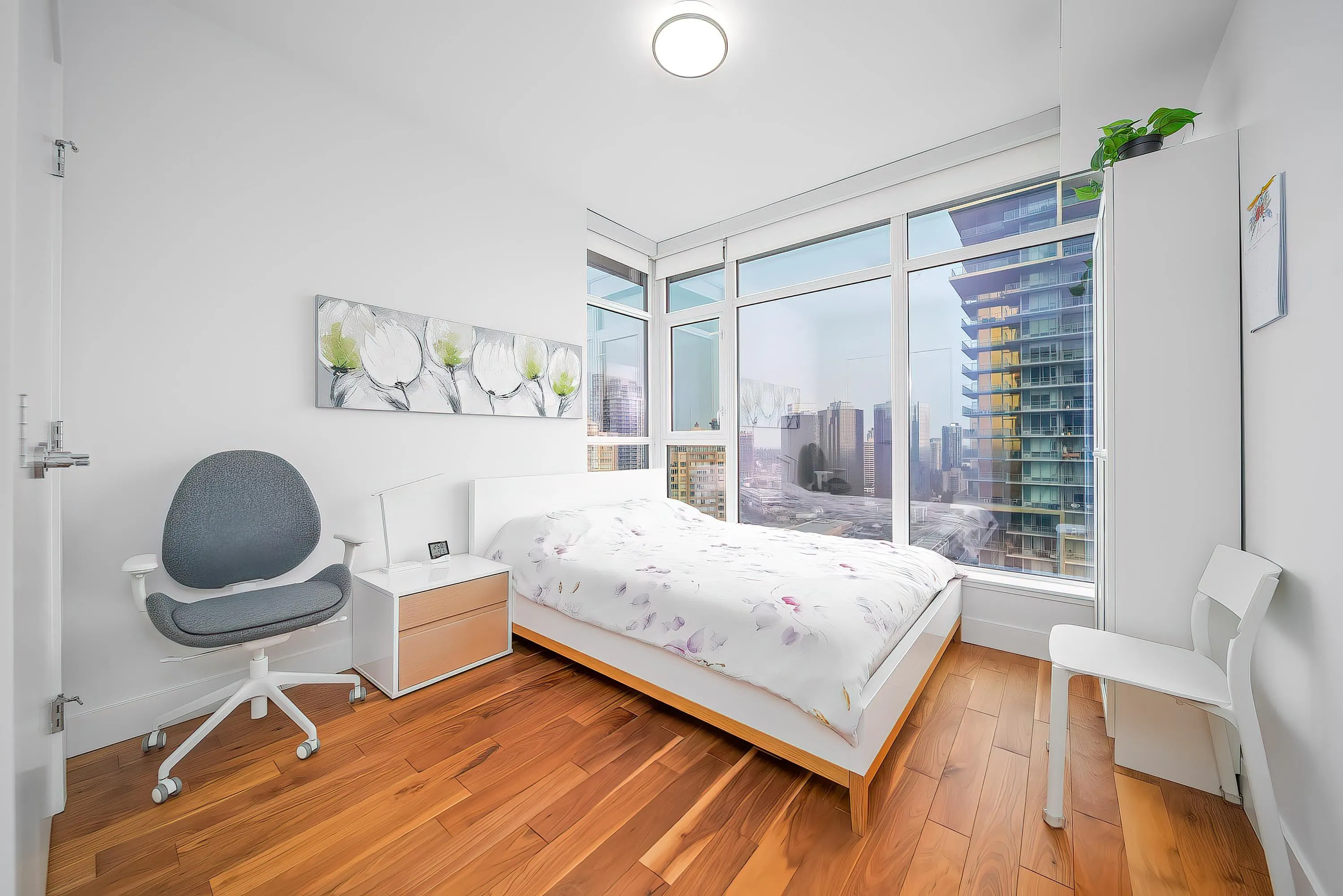 2703 4360 Beresford Street