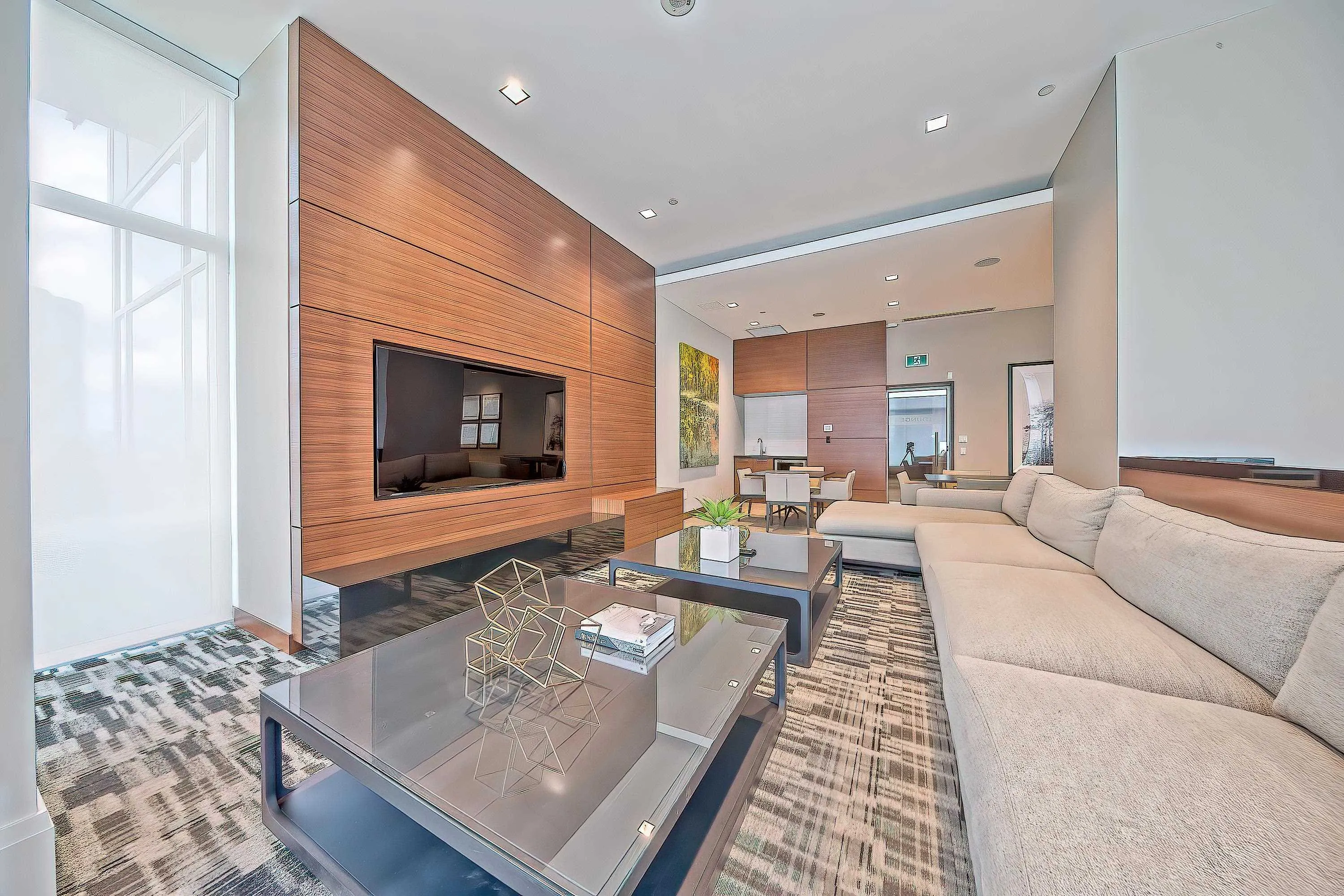 2703 4360 Beresford Street