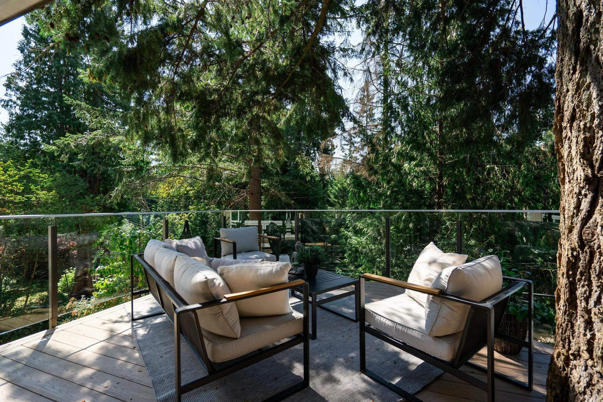 5061 Bear Lane