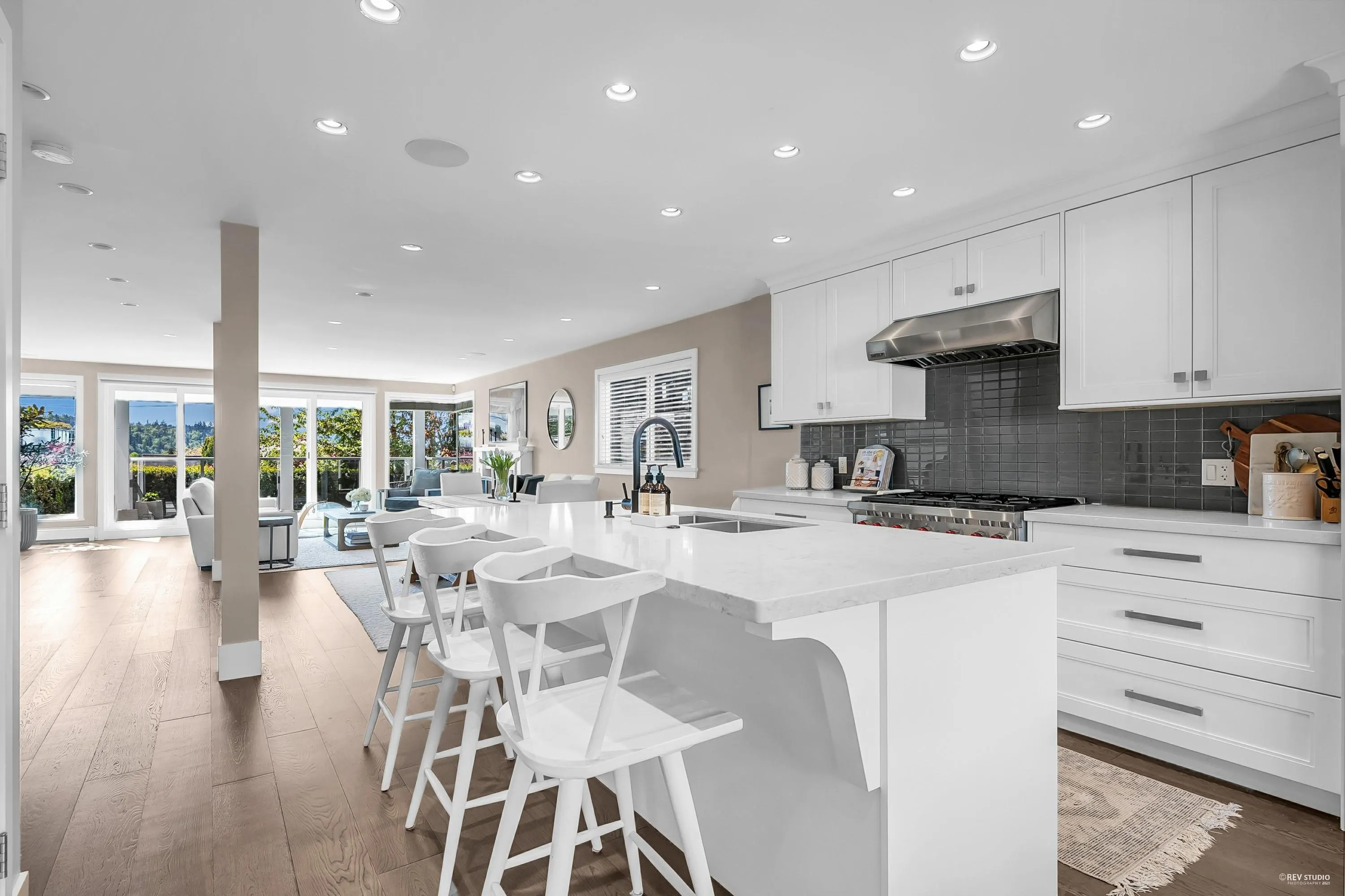 1251 Clyde Avenue