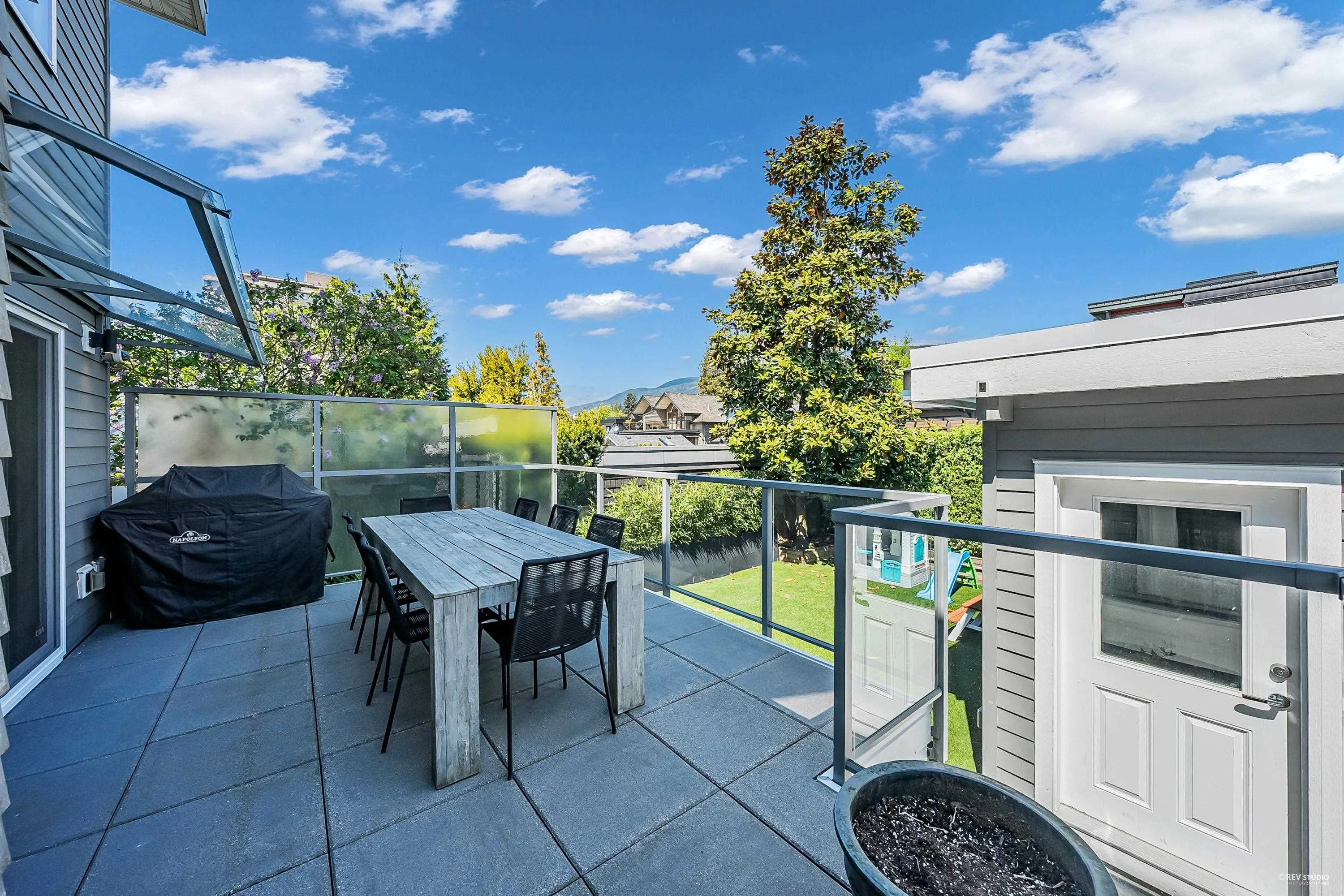 1251 Clyde Avenue