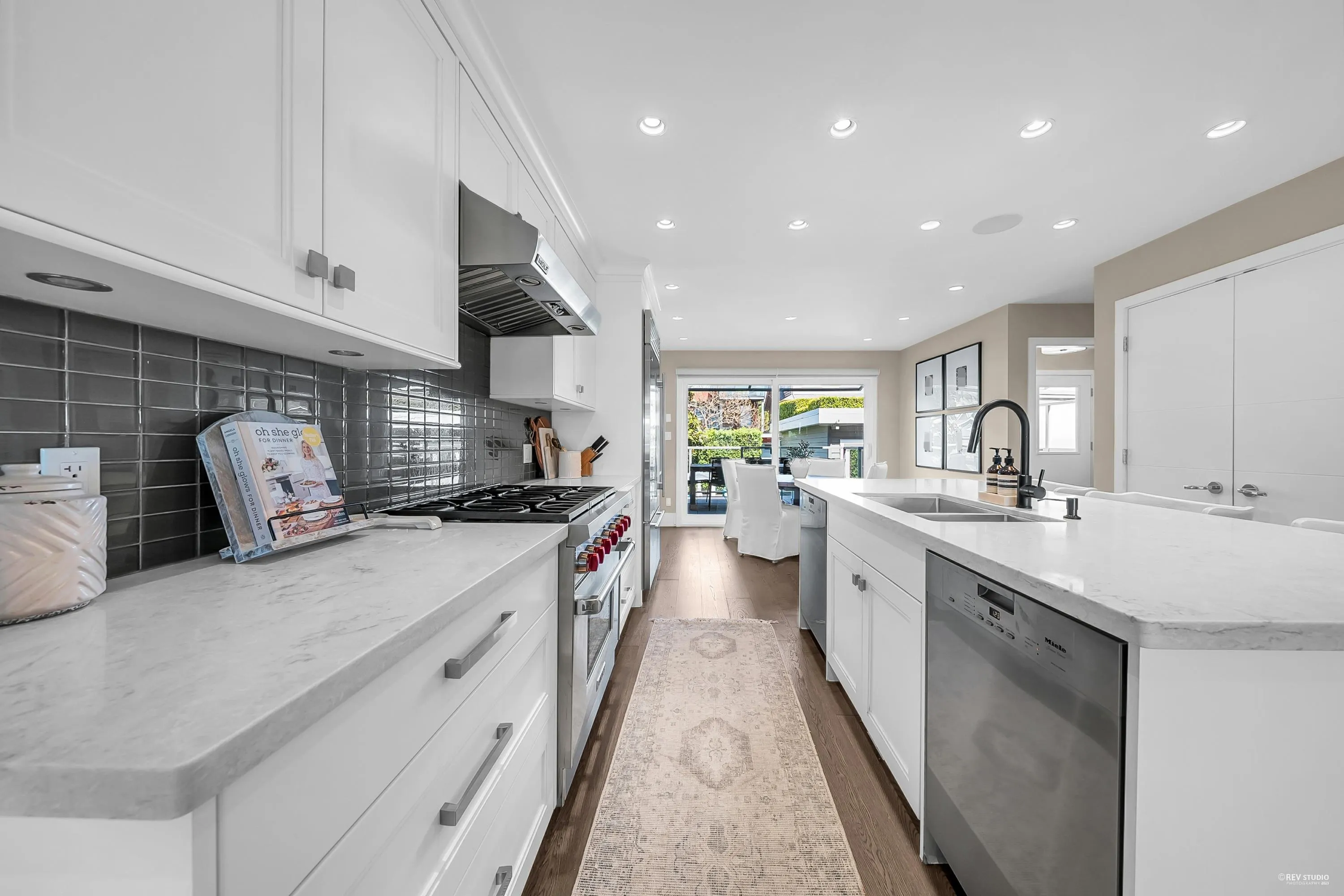 1251 Clyde Avenue