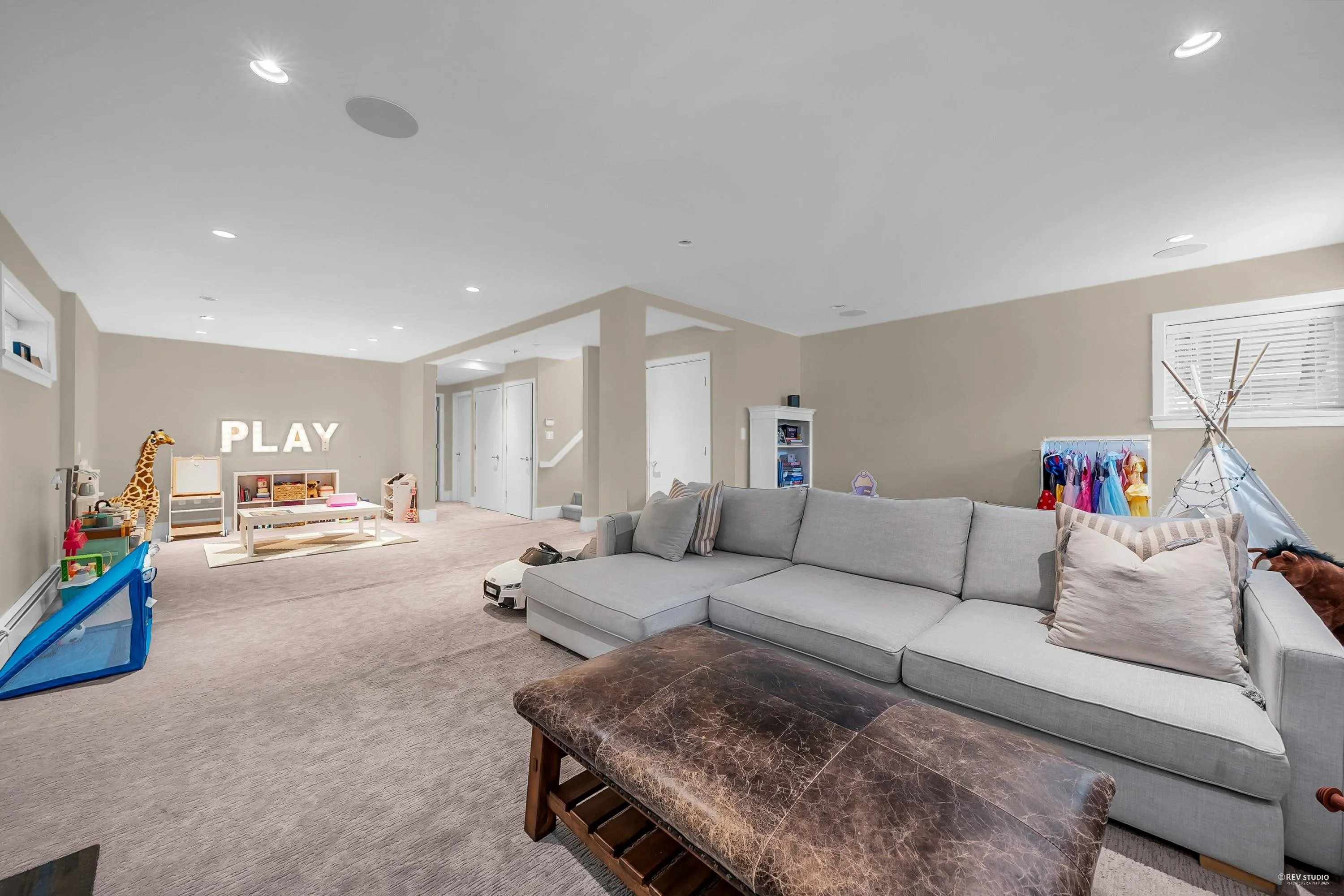 1251 Clyde Avenue