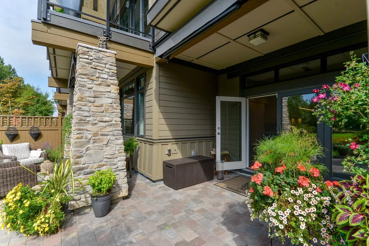 4950 Cedar Springs Drive