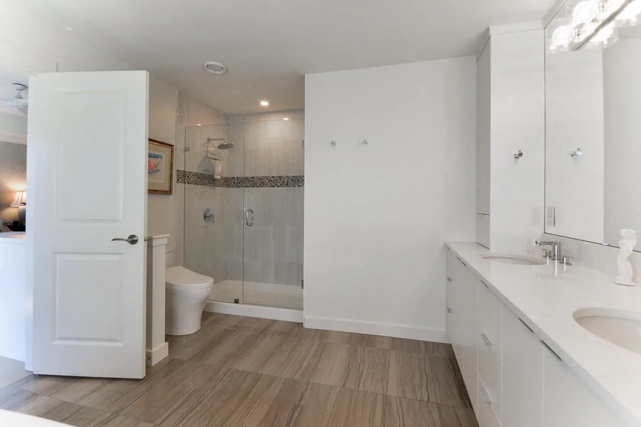 4950 Cedar Springs Drive