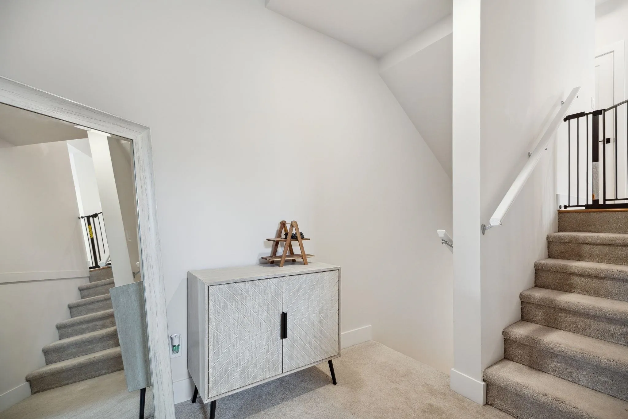 117 3409 Harper Road