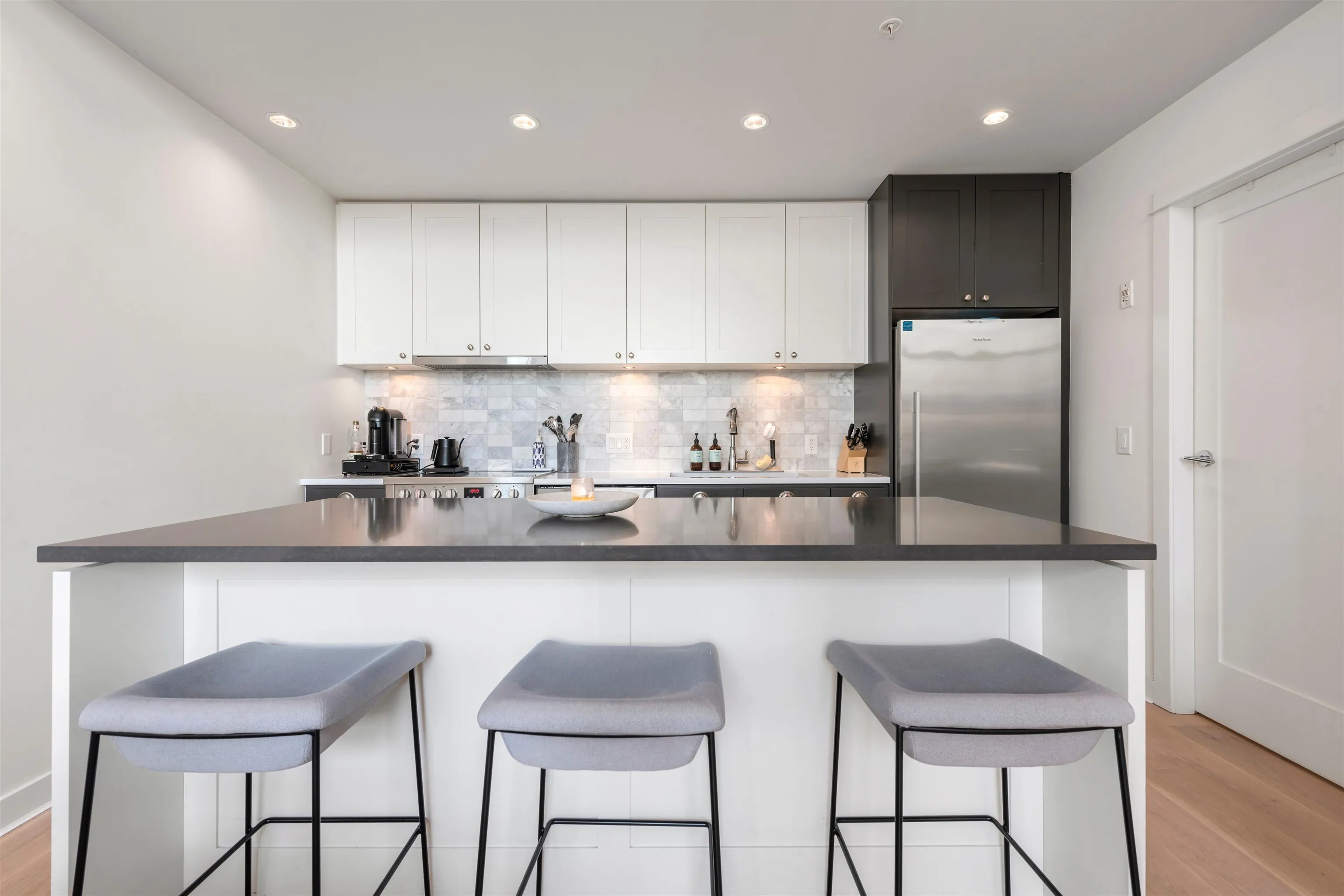 3429 Porter Street