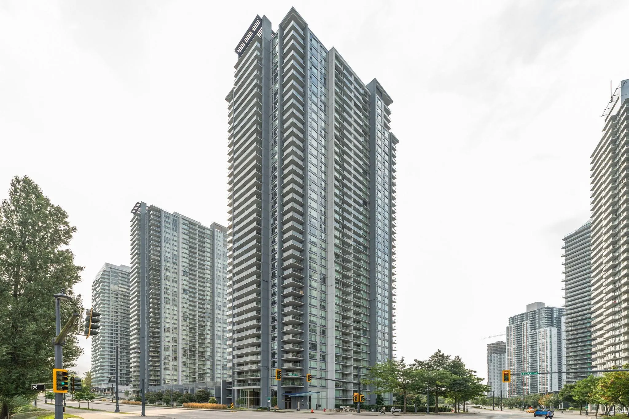 1512 13696 100 Avenue