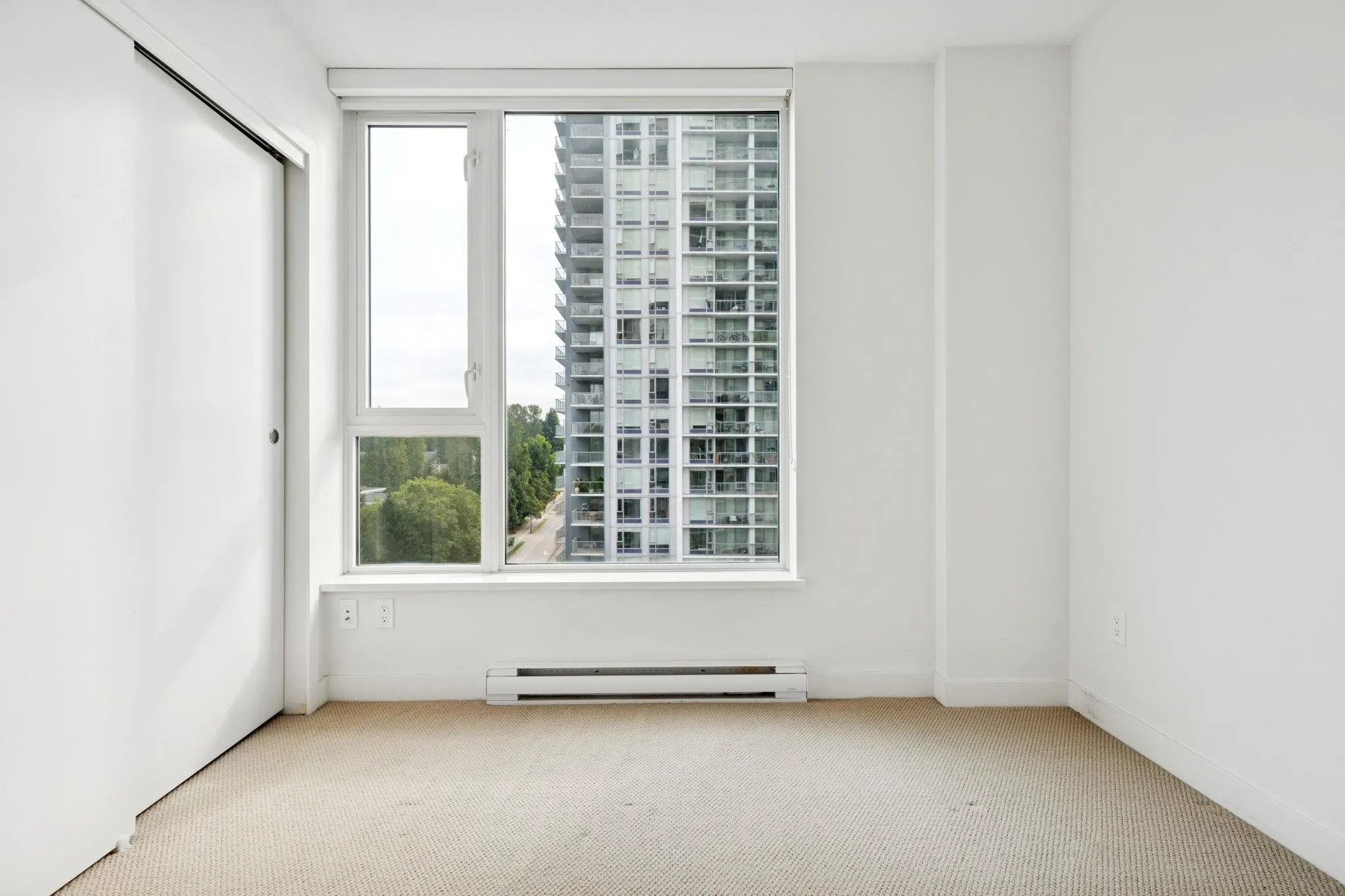 1512 13696 100 Avenue
