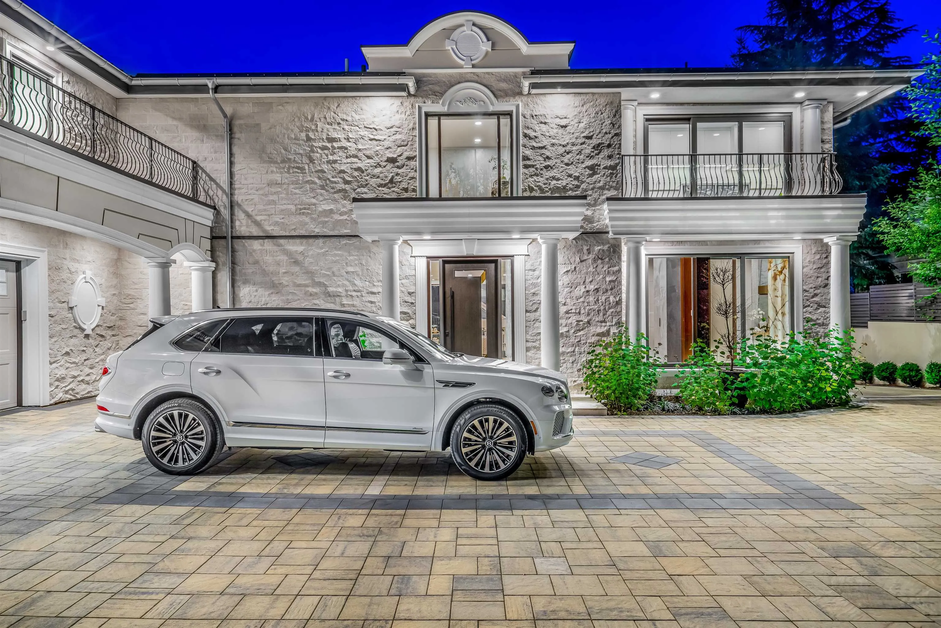 1123 Crestline Road