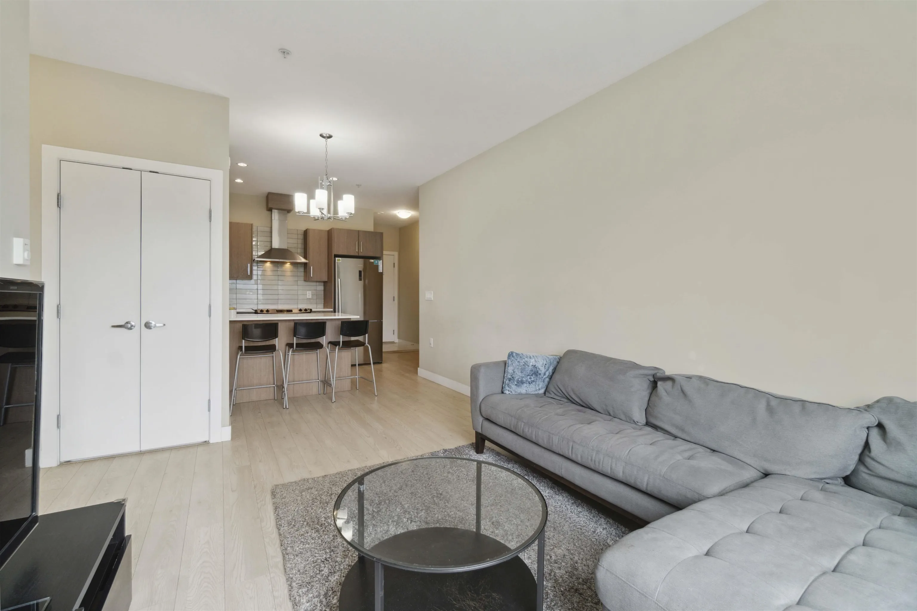 PH8 1838 Renfrew Street