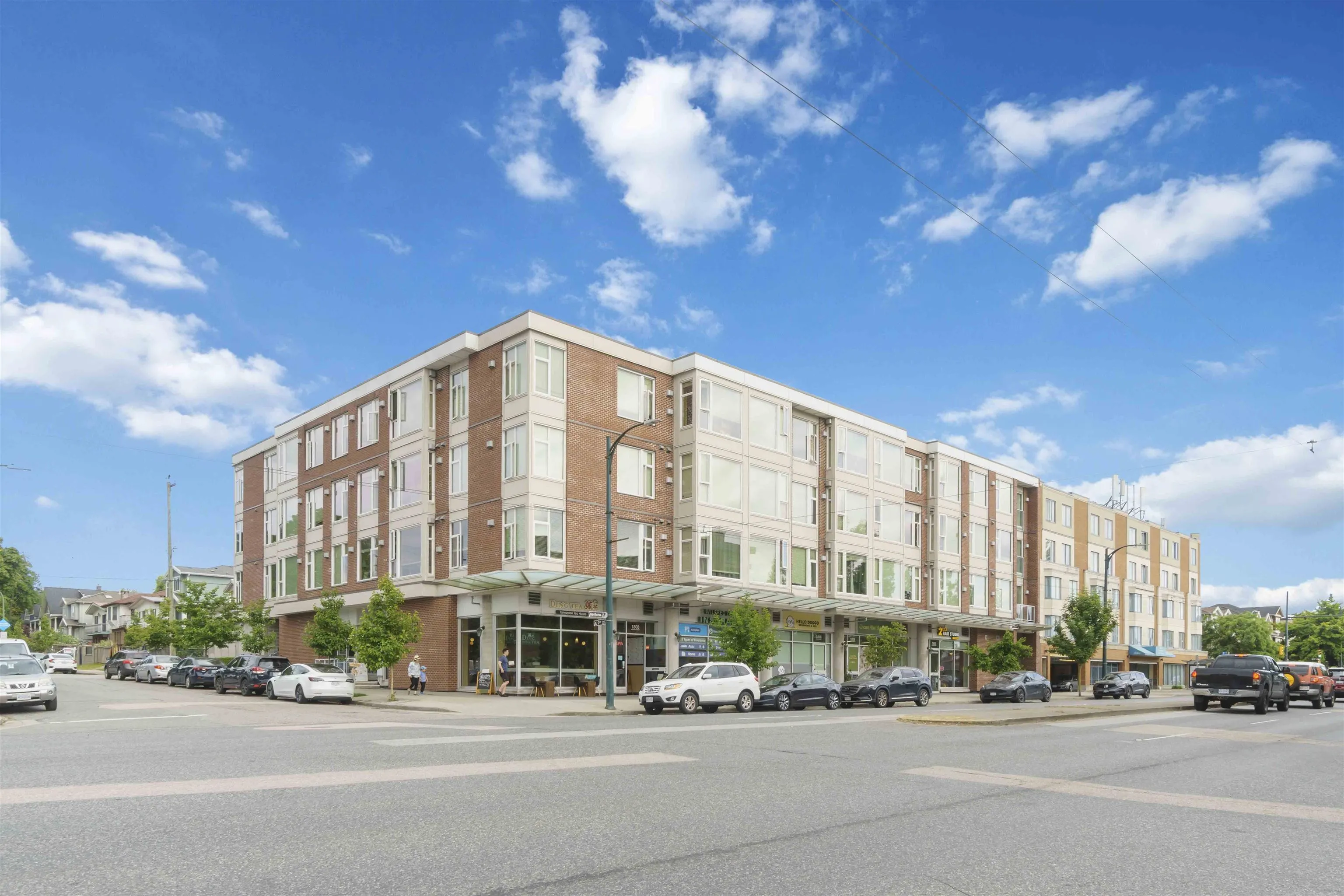 PH8 1838 Renfrew Street