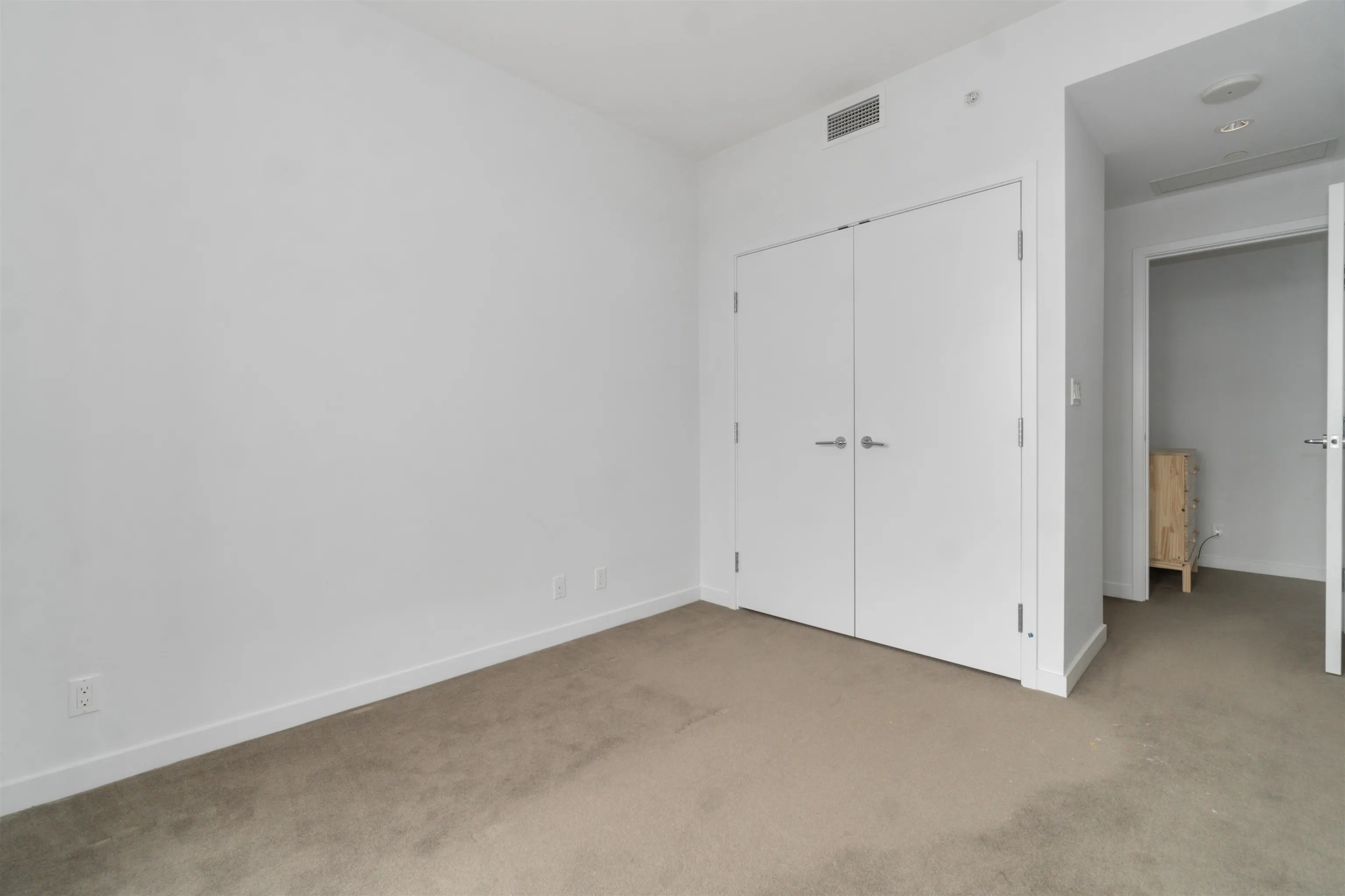 1302 5111 Brighouse Way