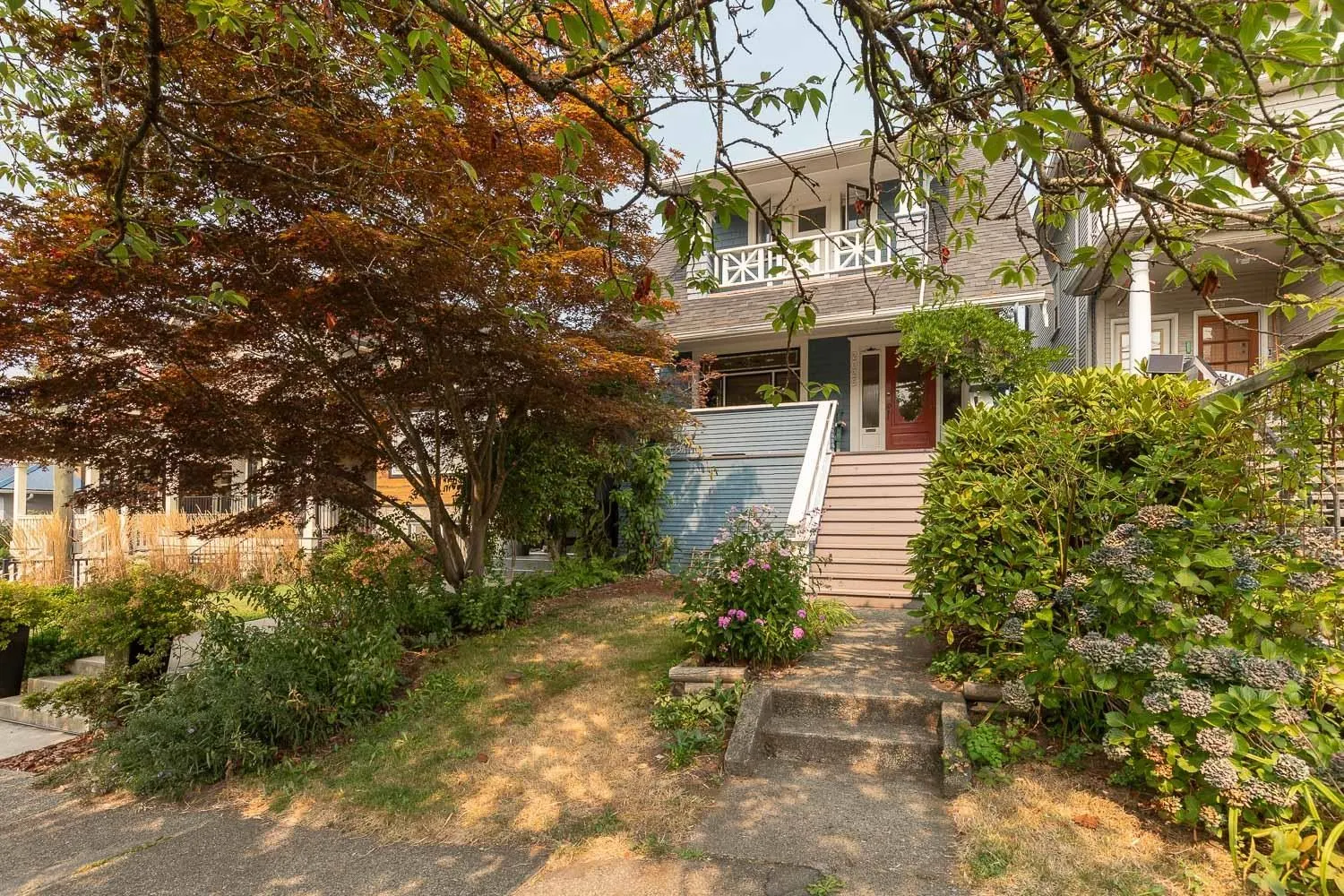 2025 Charles Street