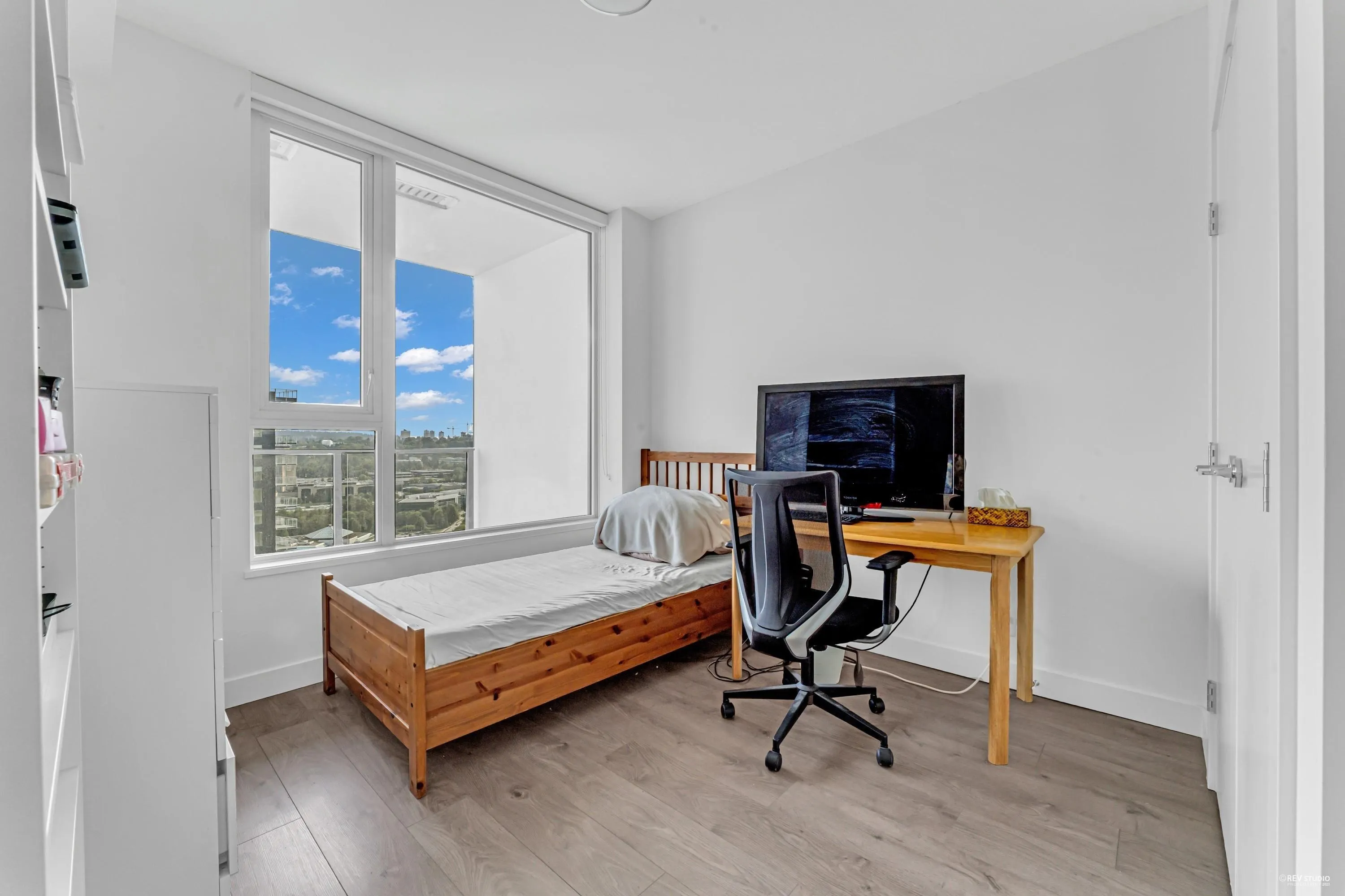 1704 4465 Juneau Street