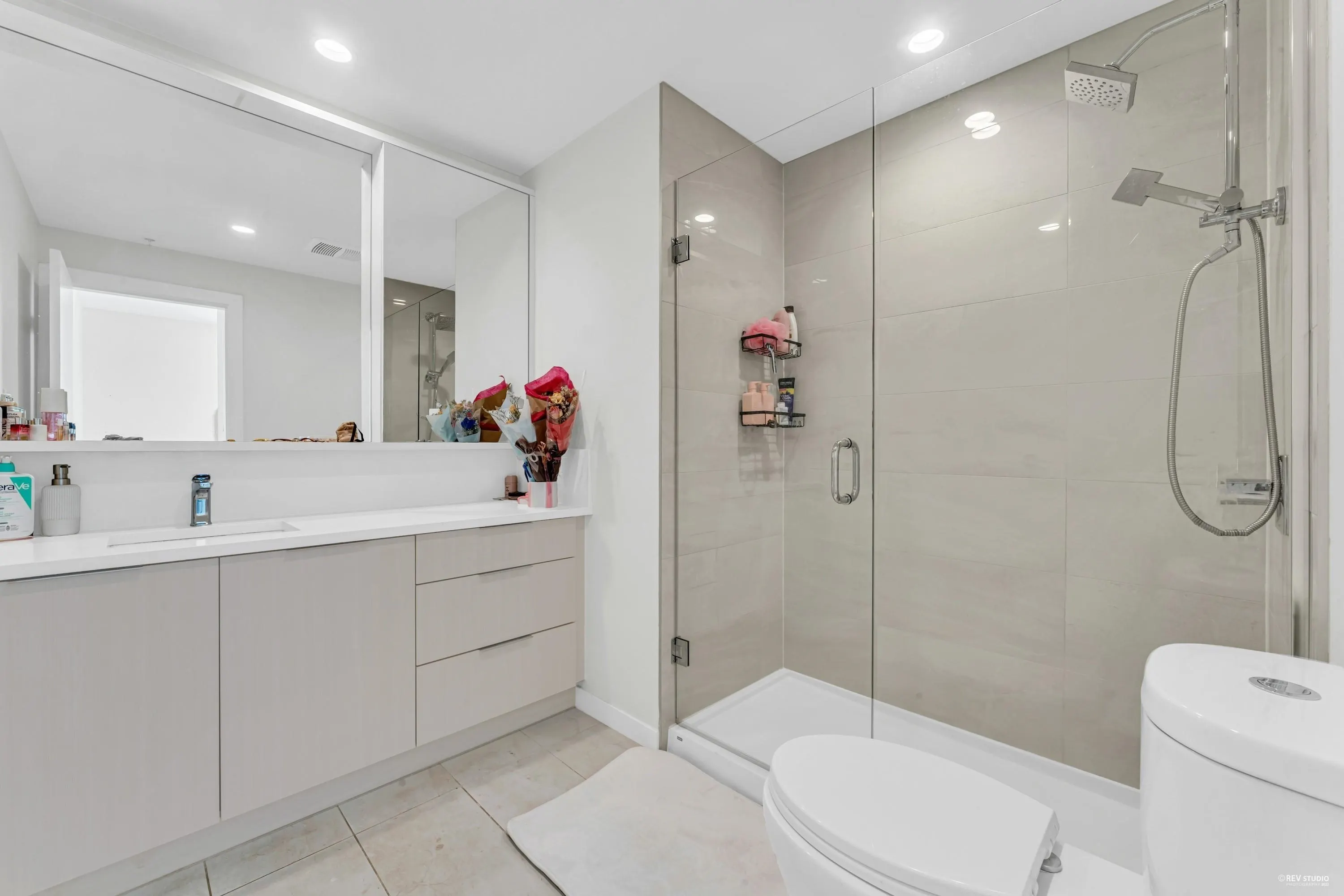 1704 4465 Juneau Street