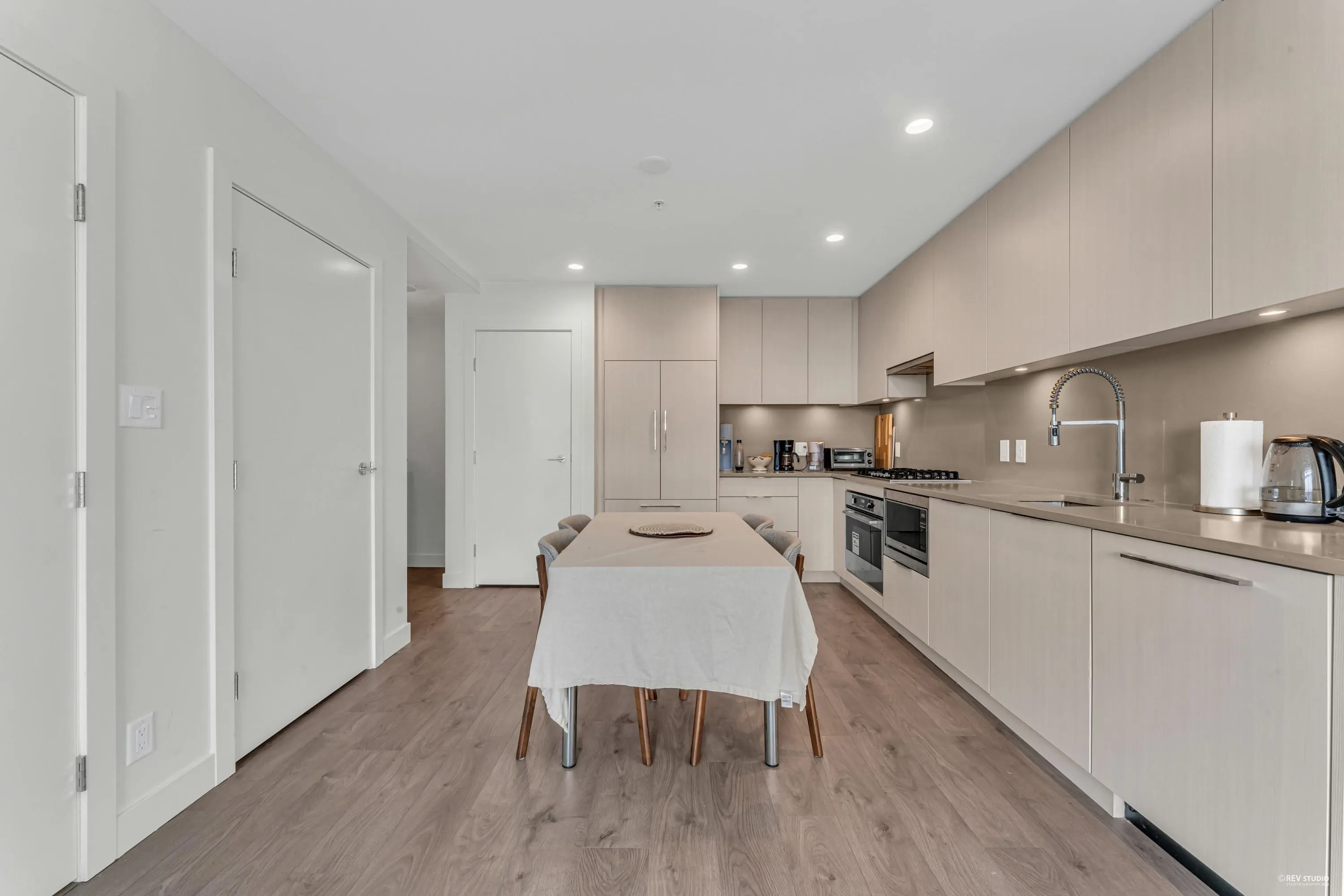 1704 4465 Juneau Street