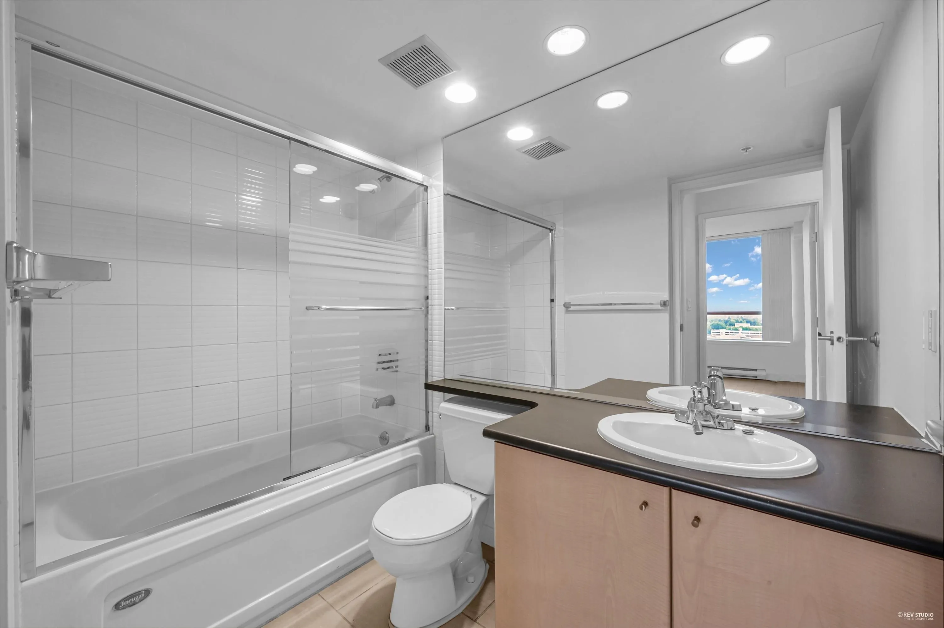 1705 7878 Westminster Highway
