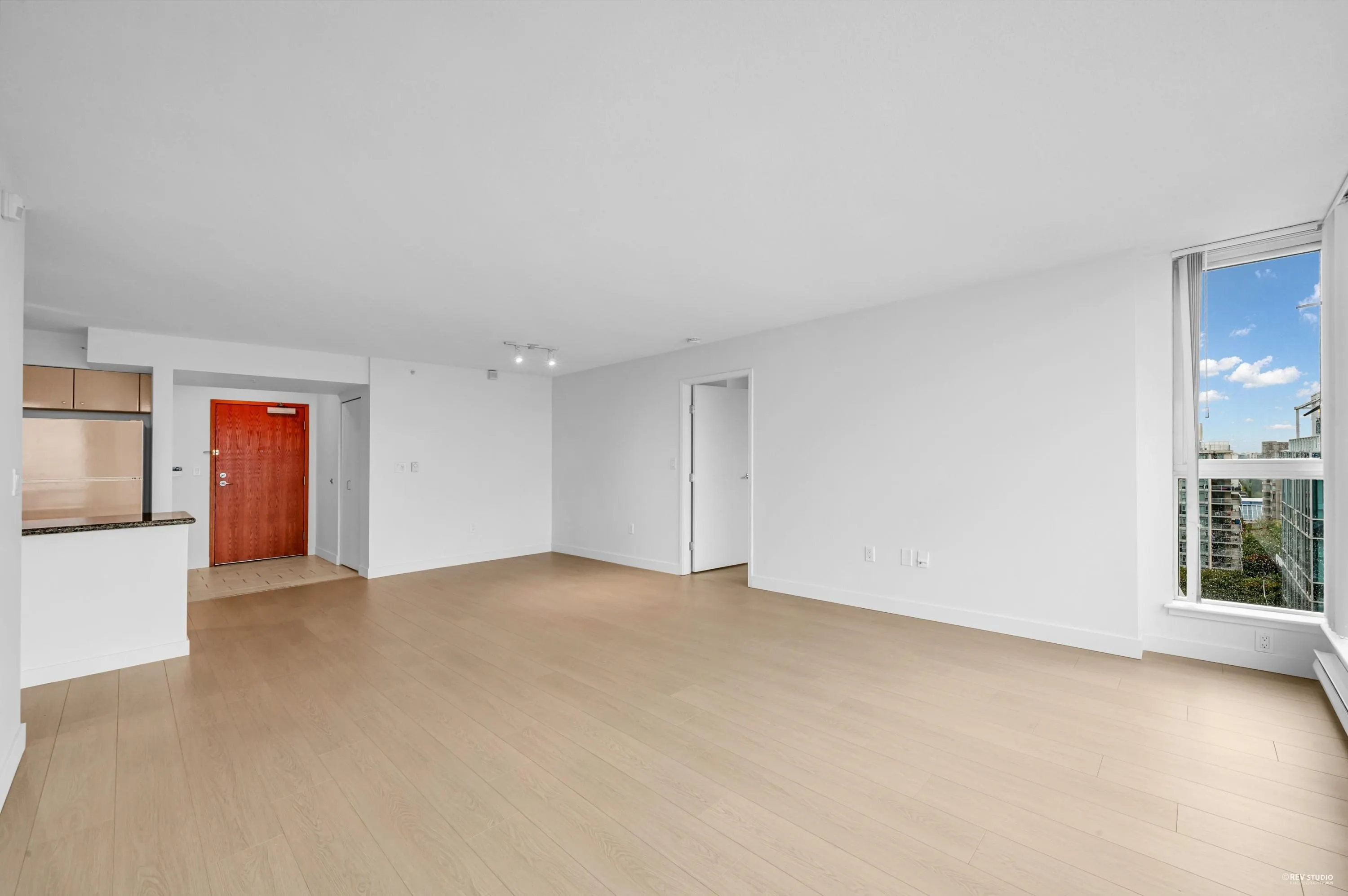 1705 7878 Westminster Highway