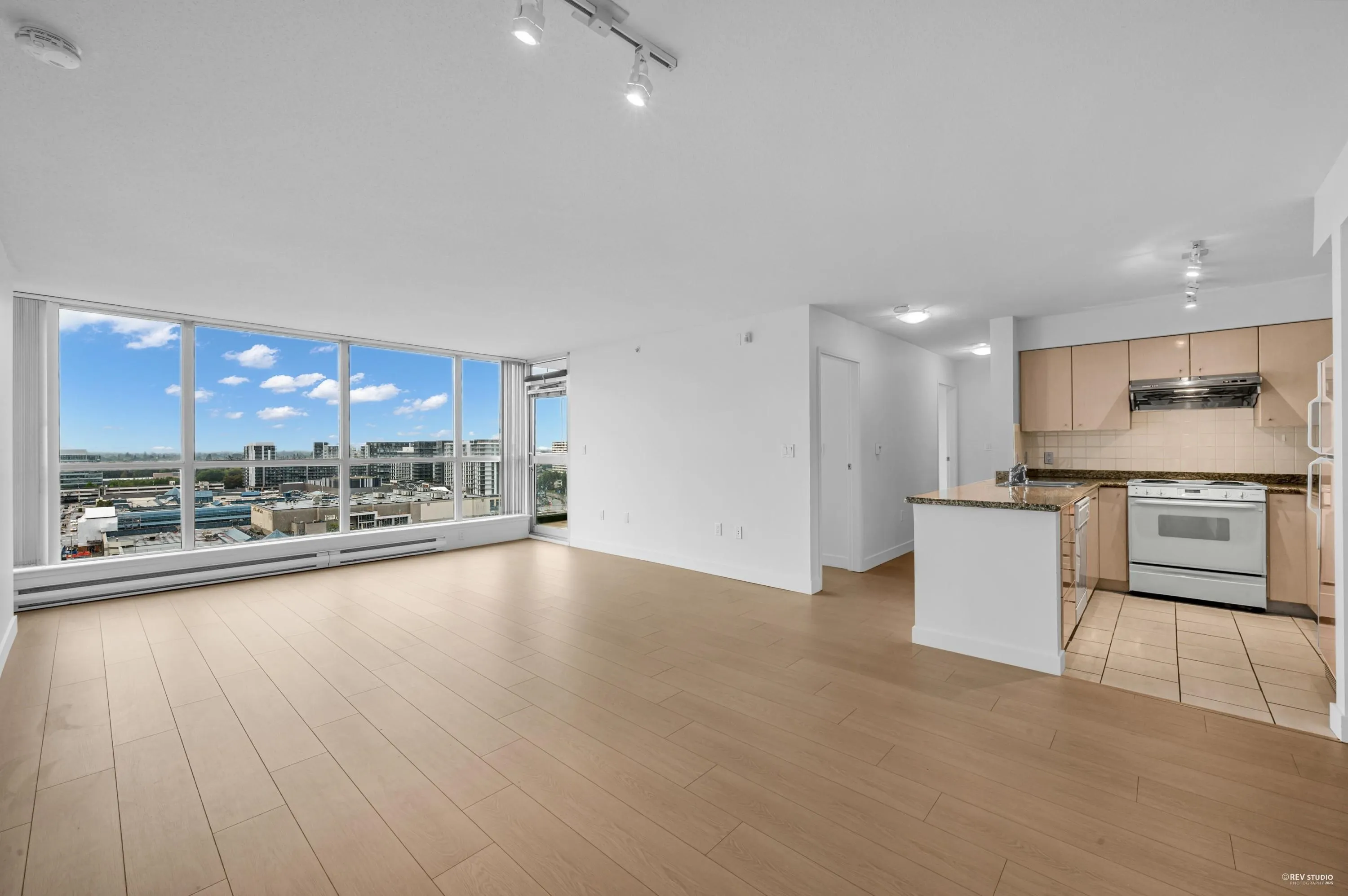 1705 7878 Westminster Highway