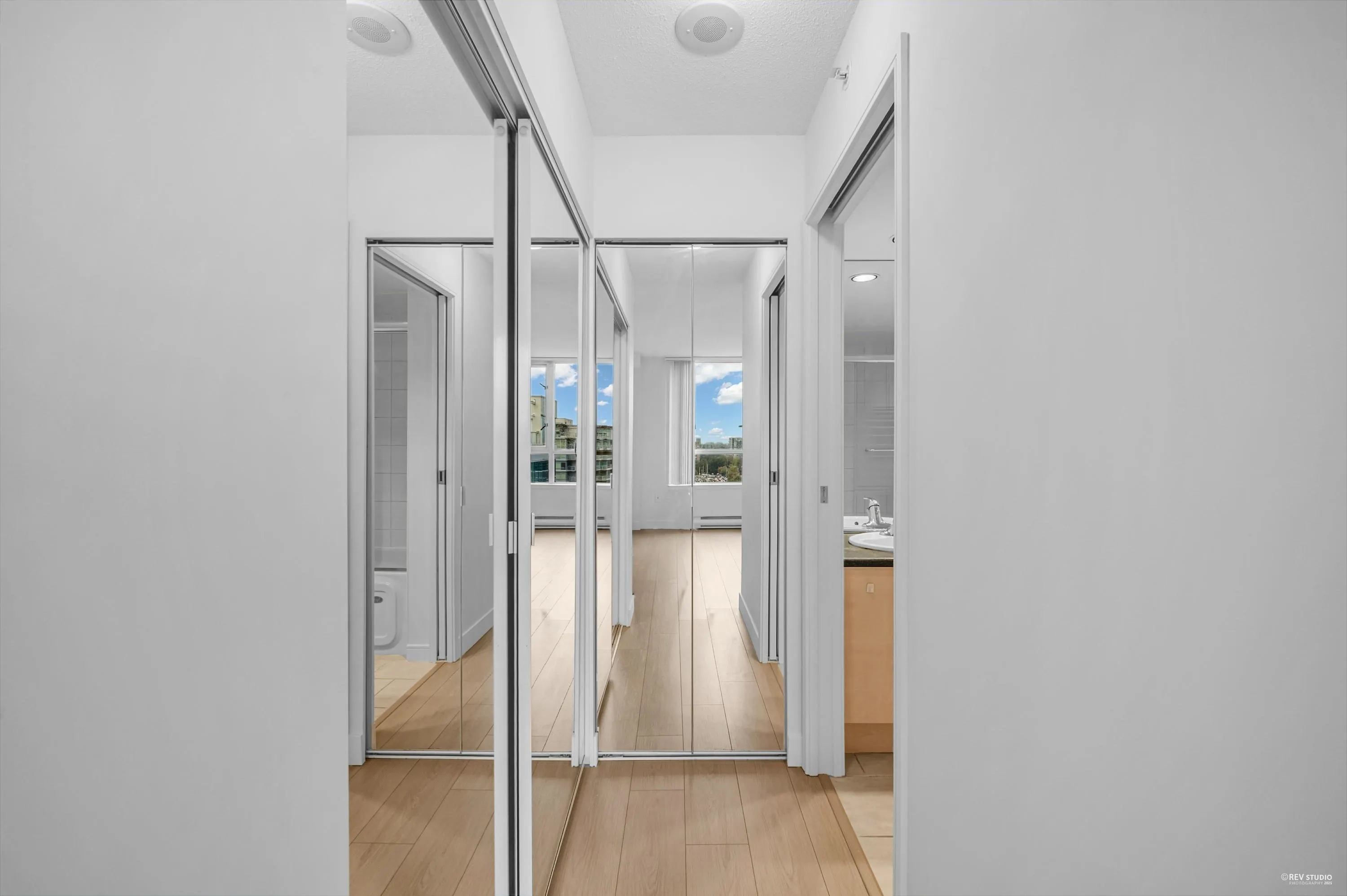 1705 7878 Westminster Highway
