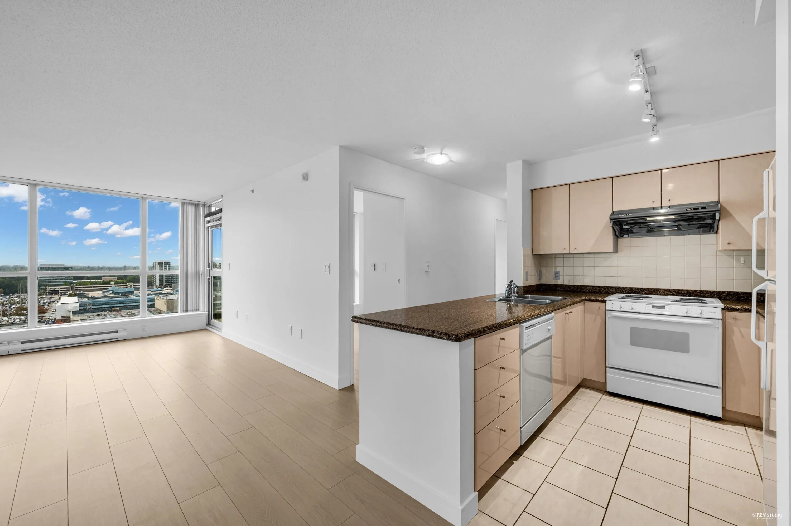 1705 7878 Westminster Highway