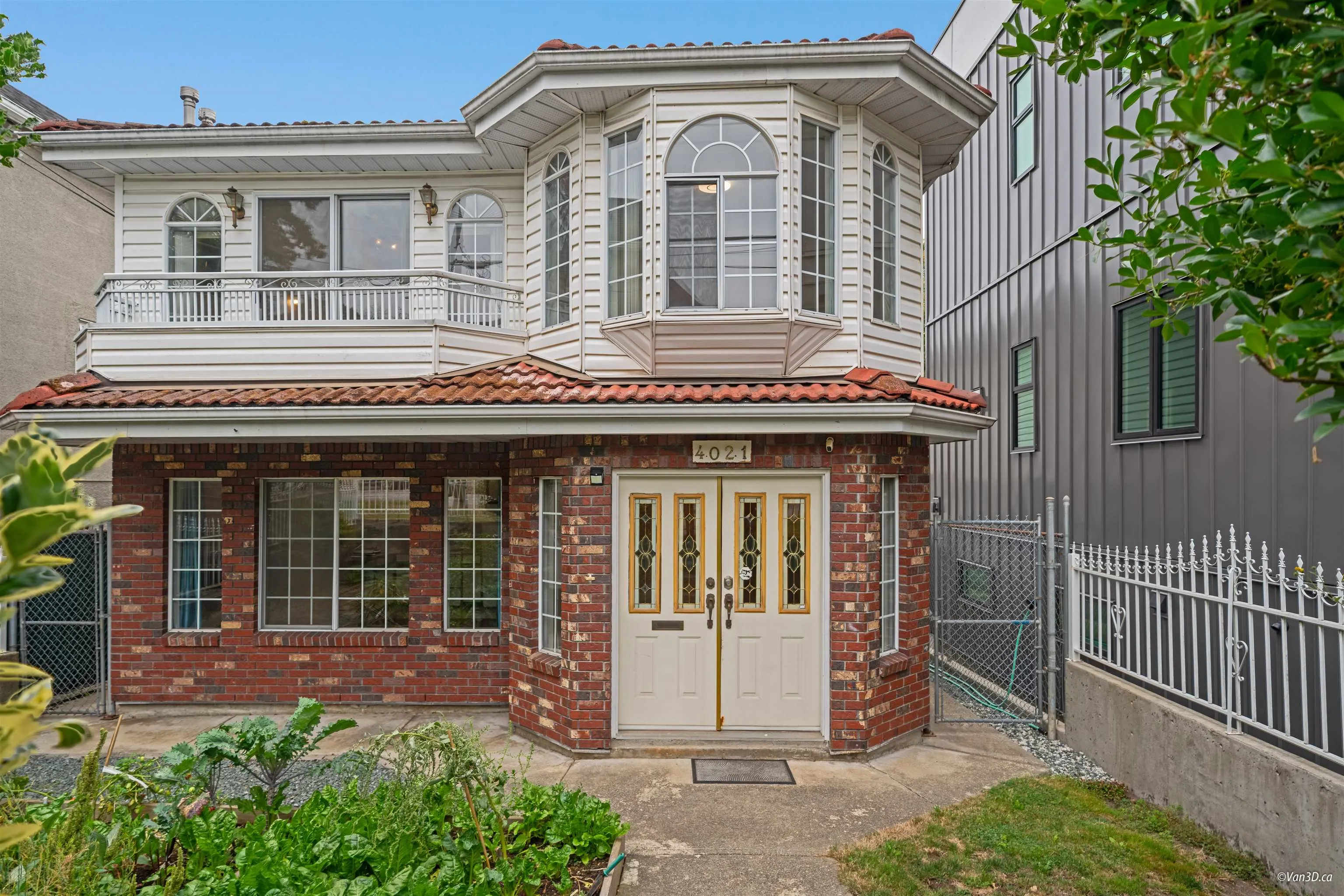 4021 Victoria Drive