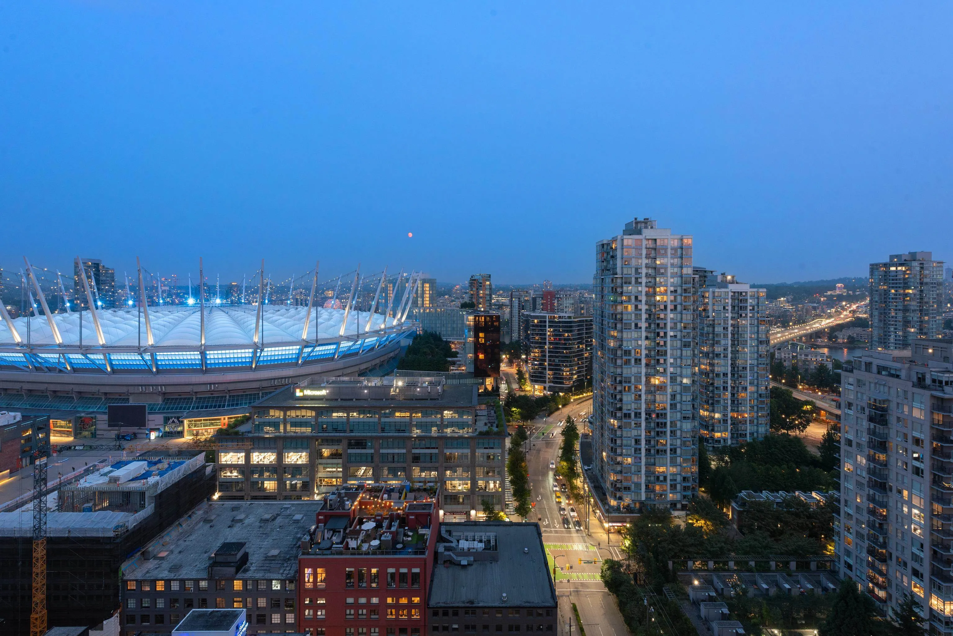 2203 885 Cambie Street