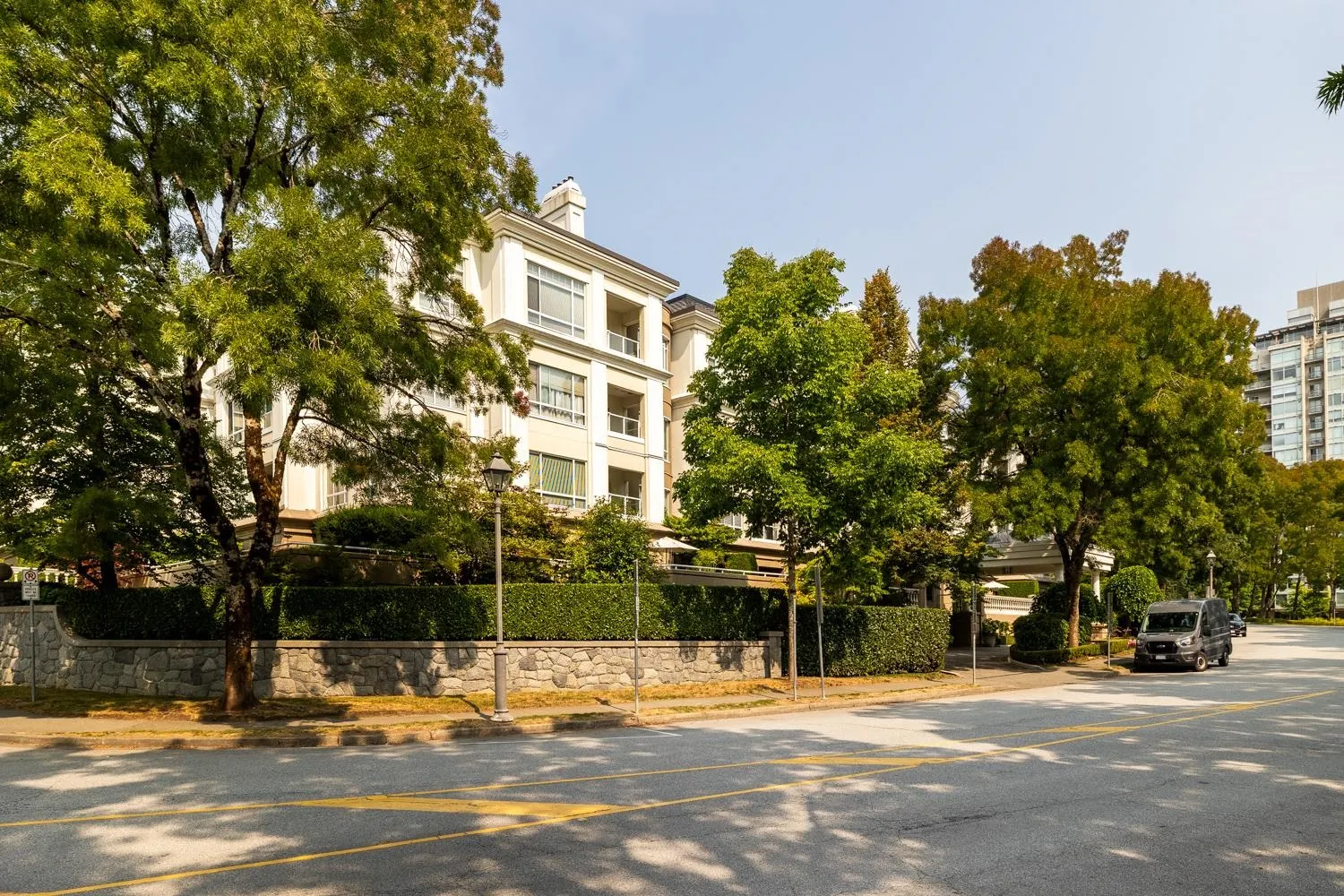 403 5735 Hampton Place