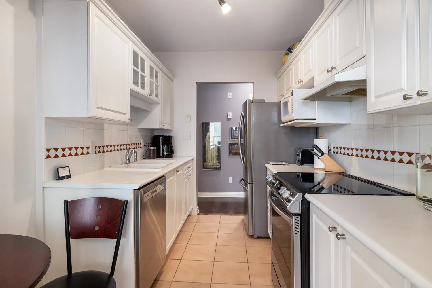 403 5735 Hampton Place