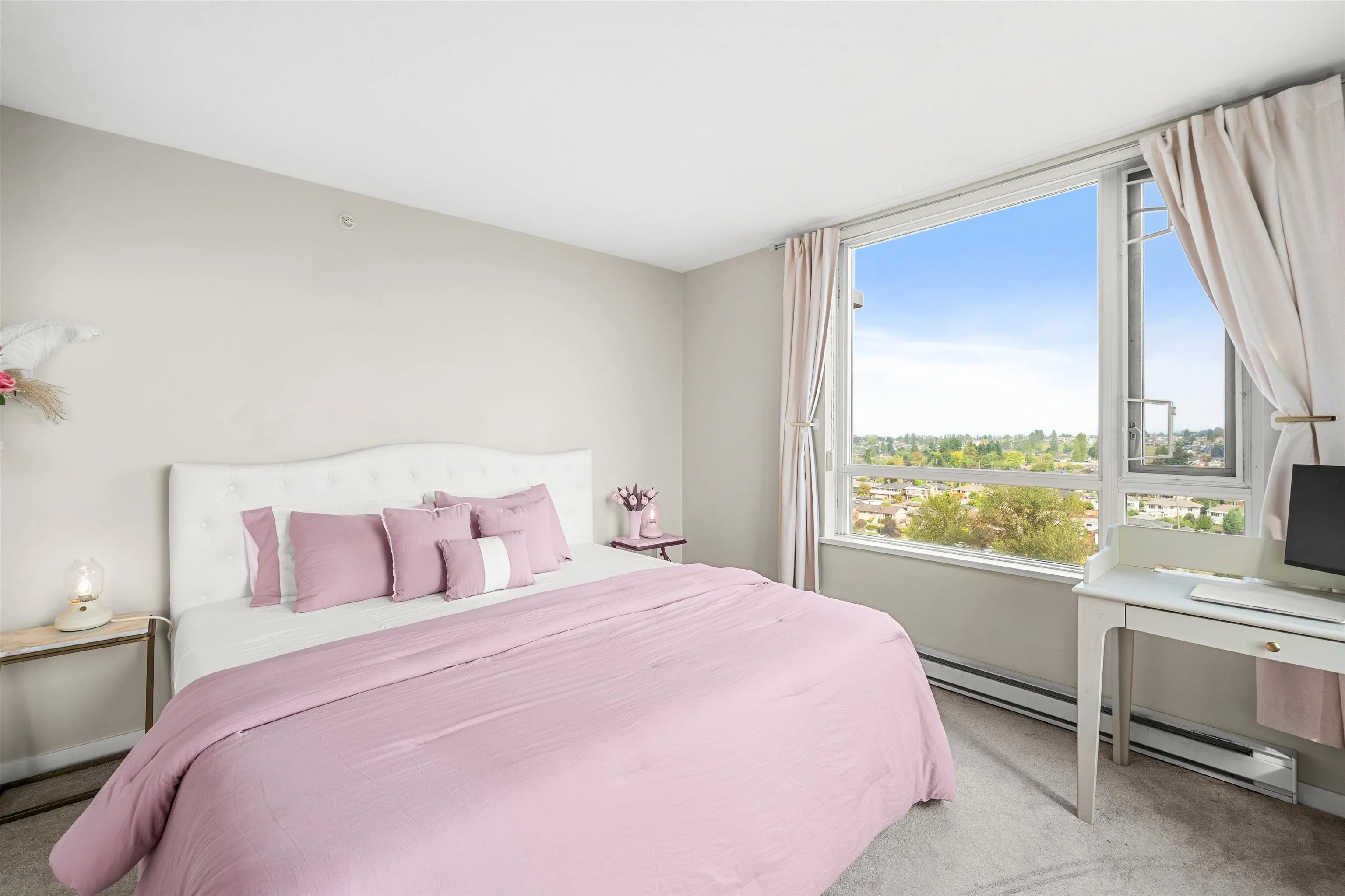 2306 4888 Brentwood Drive