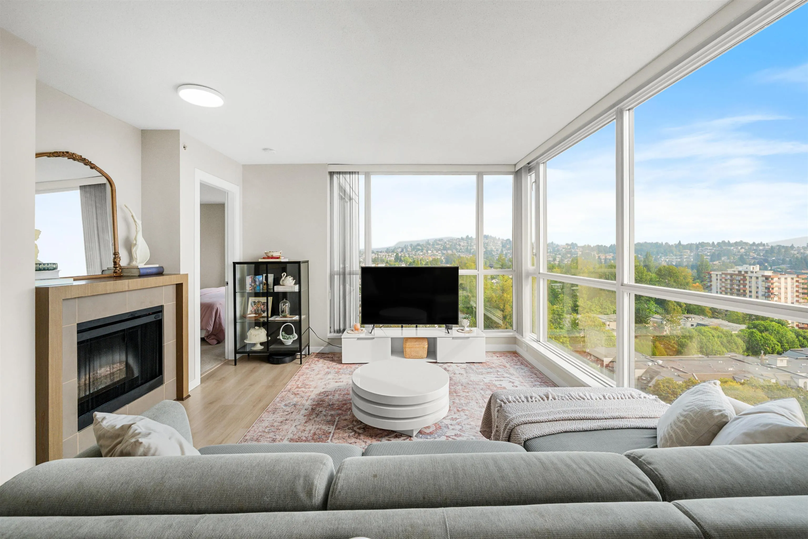 2306 4888 Brentwood Drive