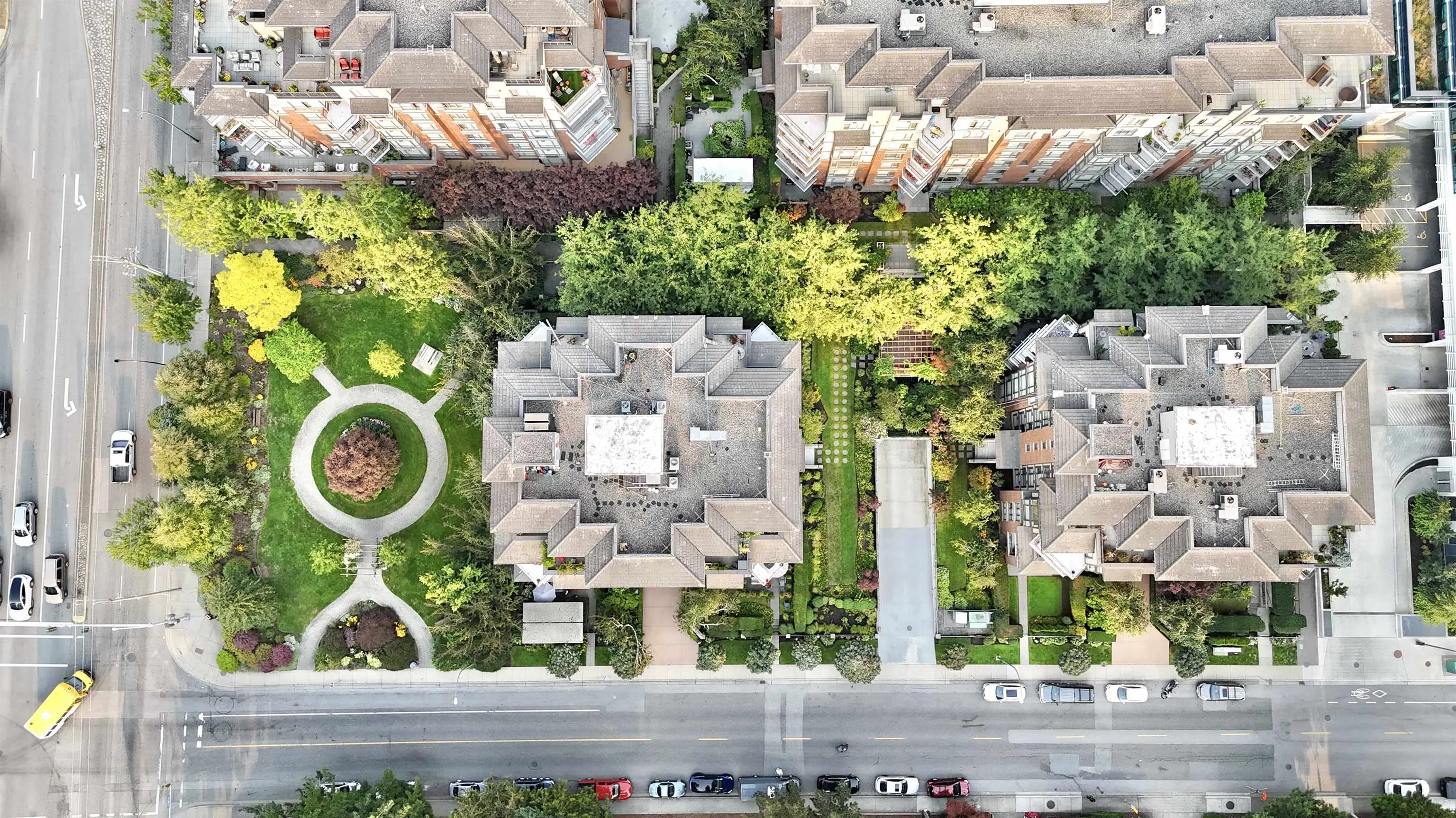 603 1550 Martin Street