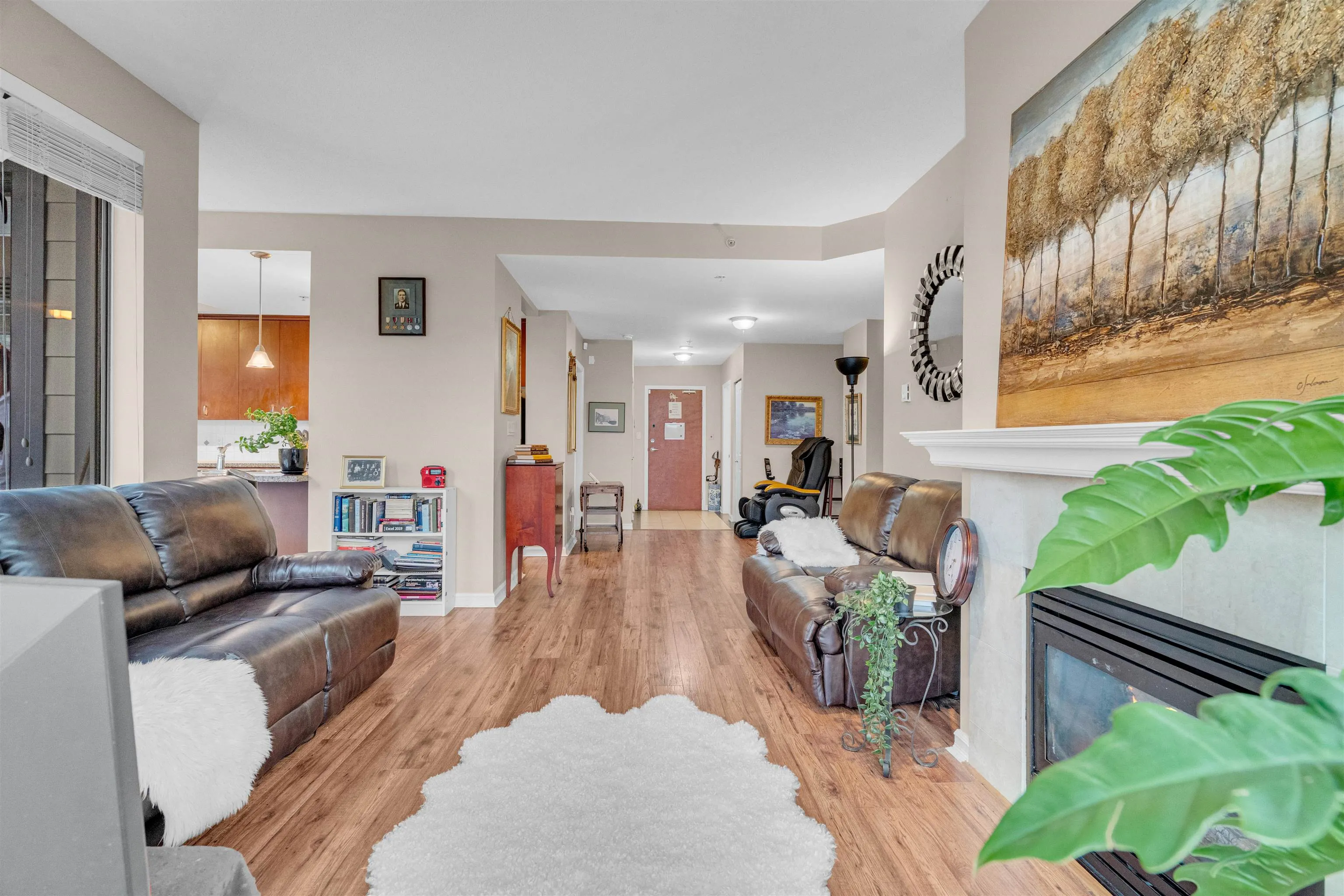 603 1550 Martin Street