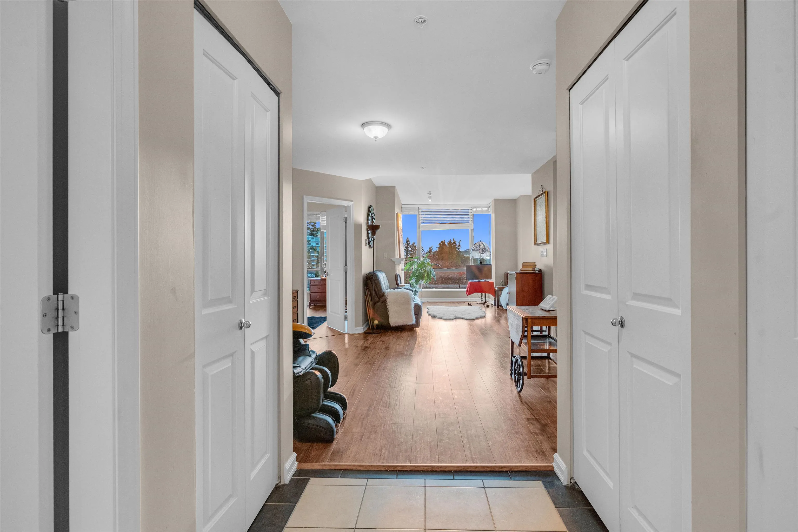 603 1550 Martin Street