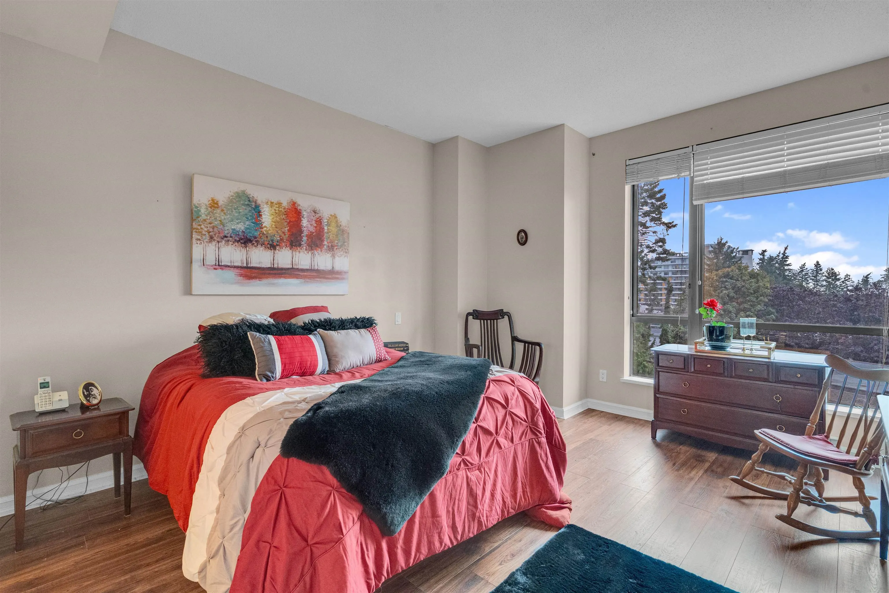 603 1550 Martin Street