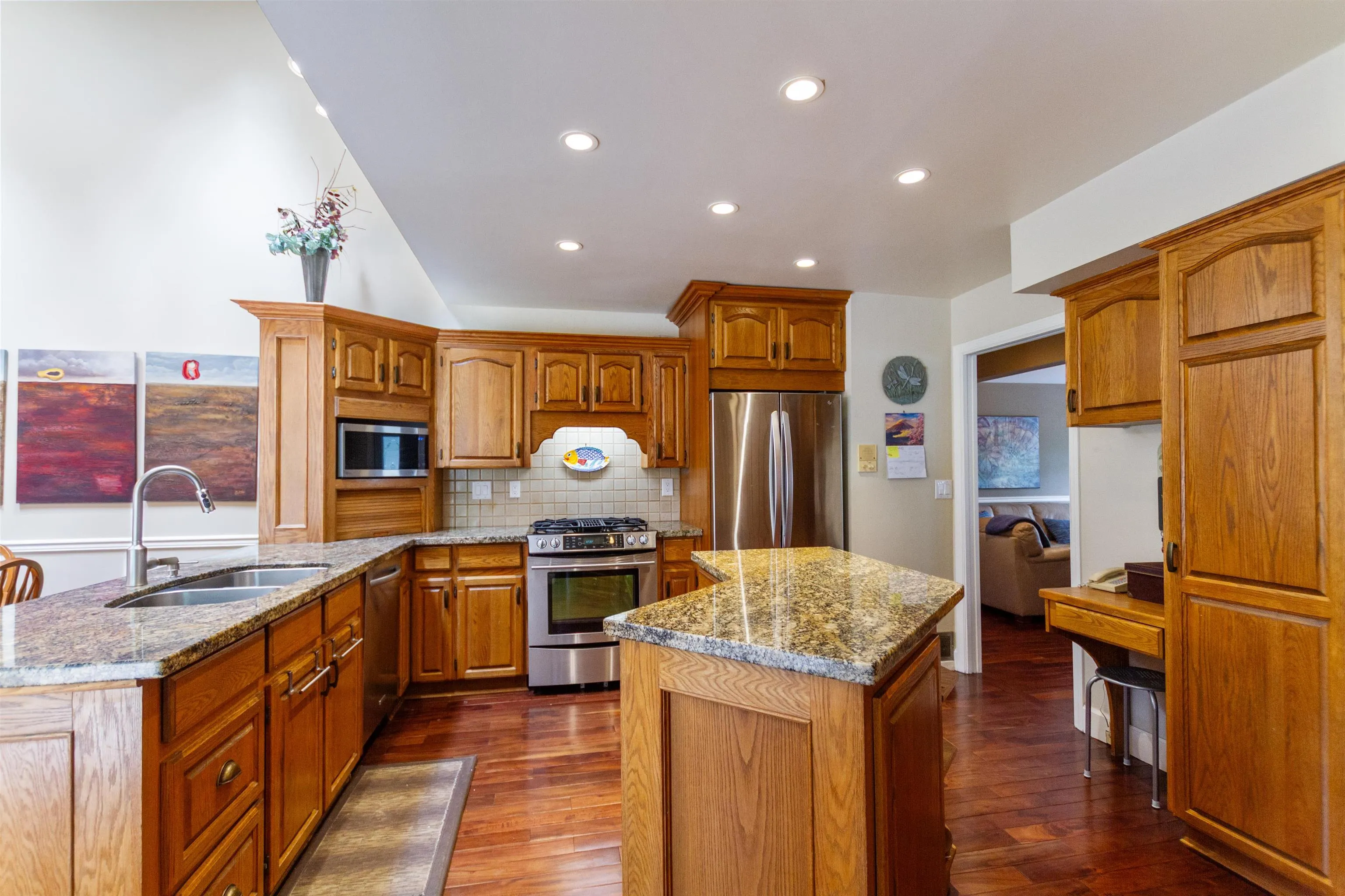 408 Riverview Crescent