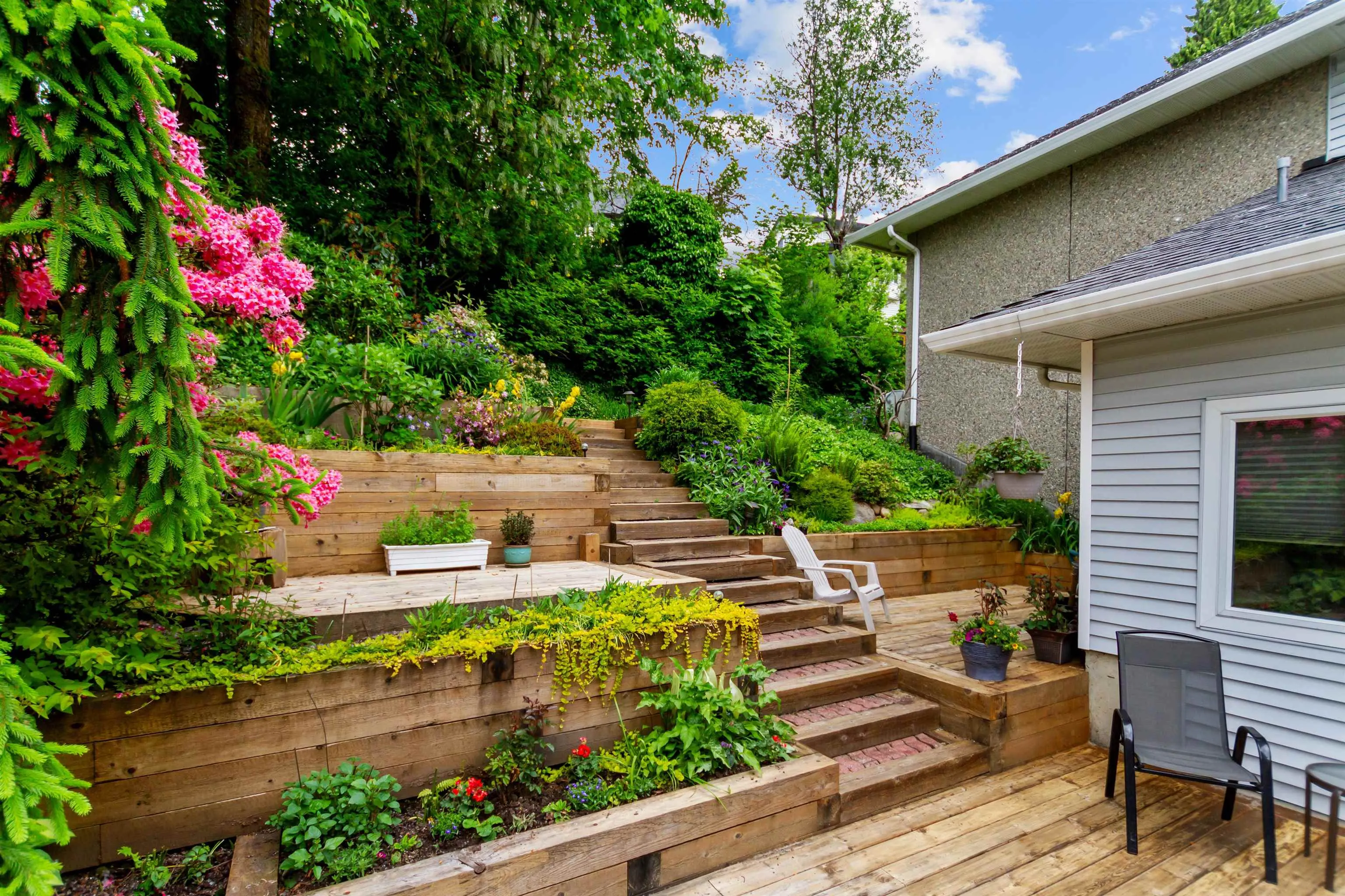 408 Riverview Crescent