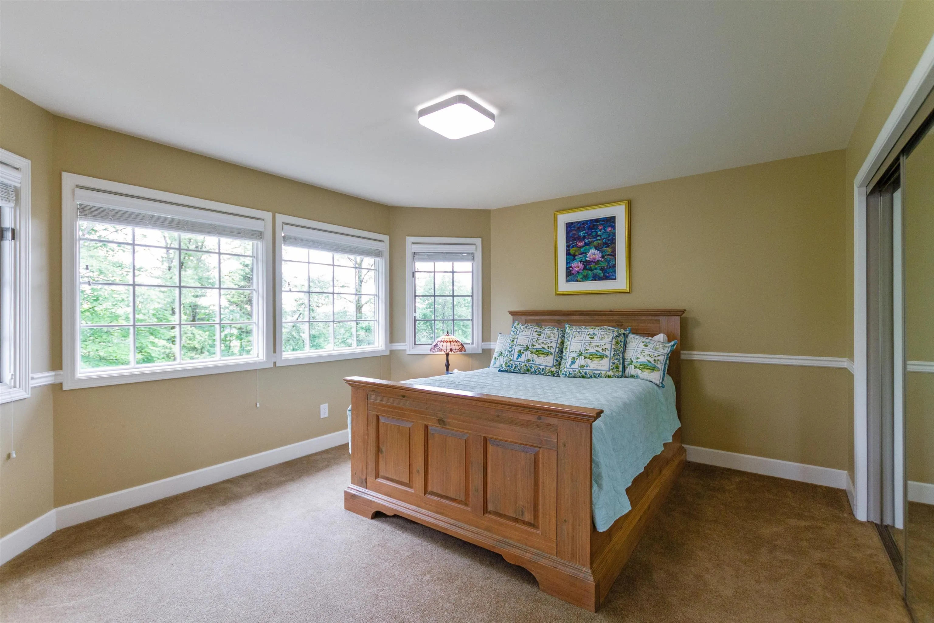 408 Riverview Crescent